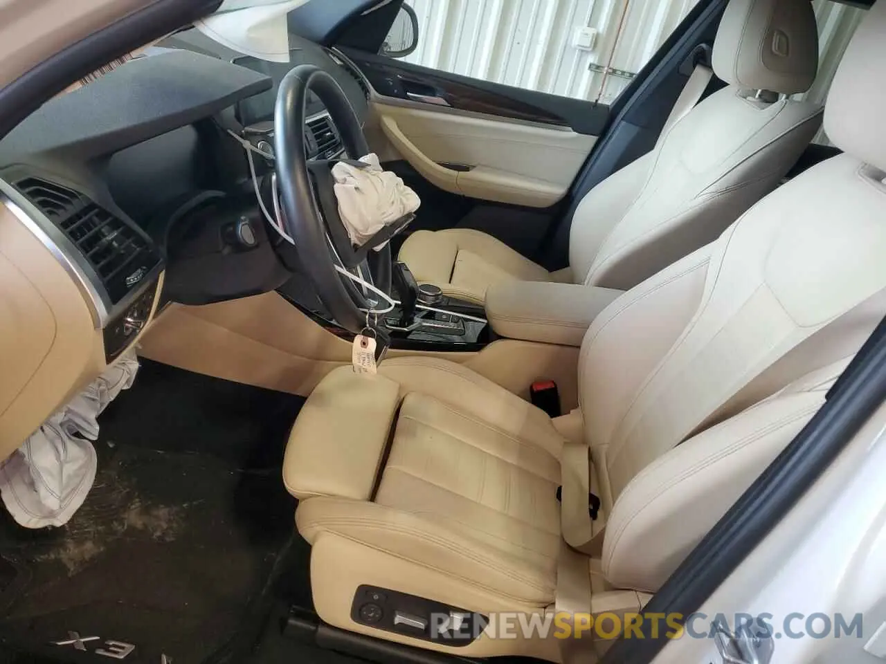 7 Photograph of a damaged car 5UXTY5C0XM9E39904 BMW X3 2021