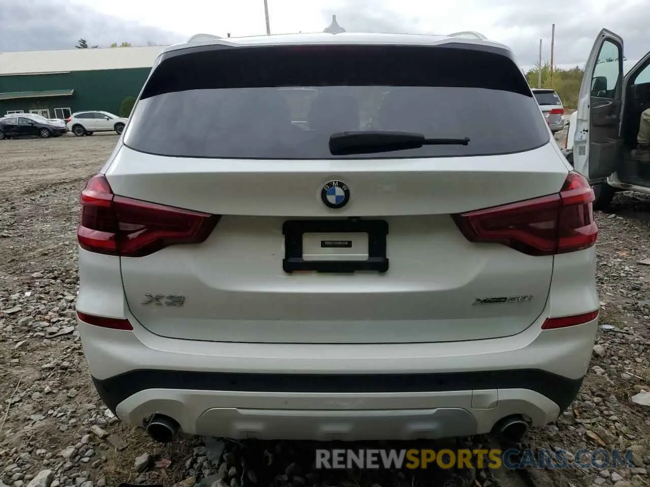 6 Photograph of a damaged car 5UXTY5C0XM9E70795 BMW X3 2021
