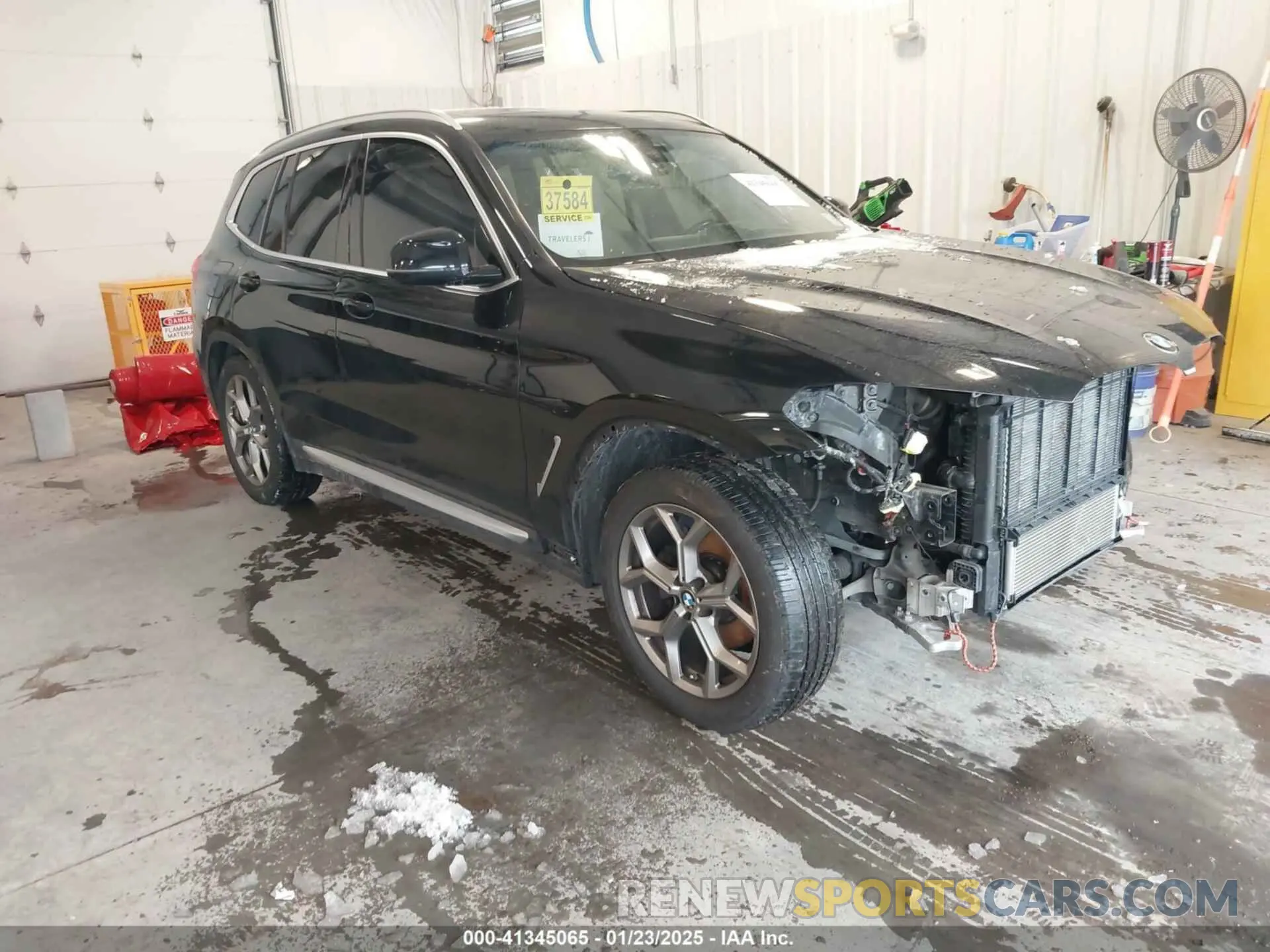 1 Photograph of a damaged car 5UXTY5C0XM9F11572 BMW X3 2021