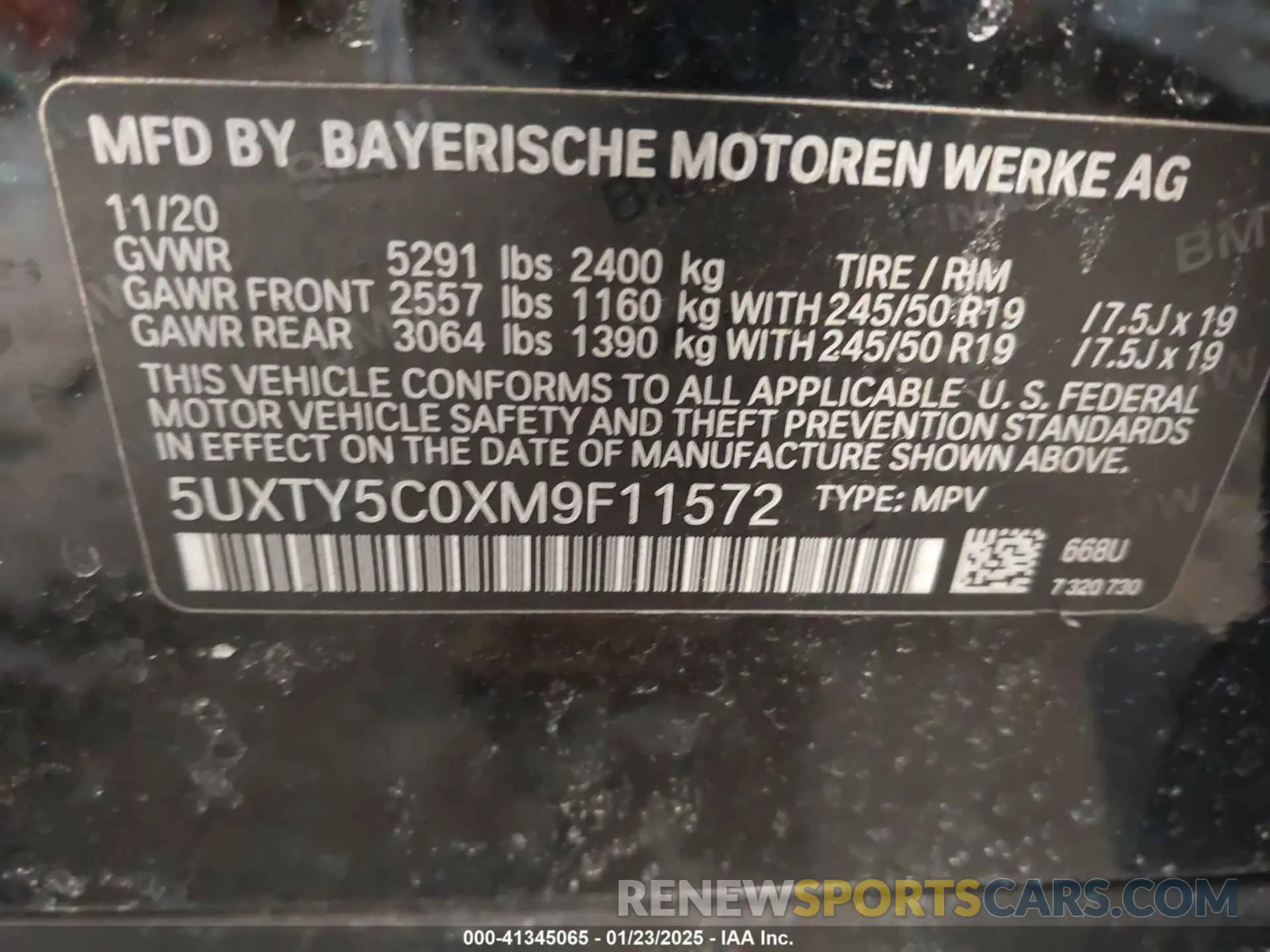 9 Photograph of a damaged car 5UXTY5C0XM9F11572 BMW X3 2021