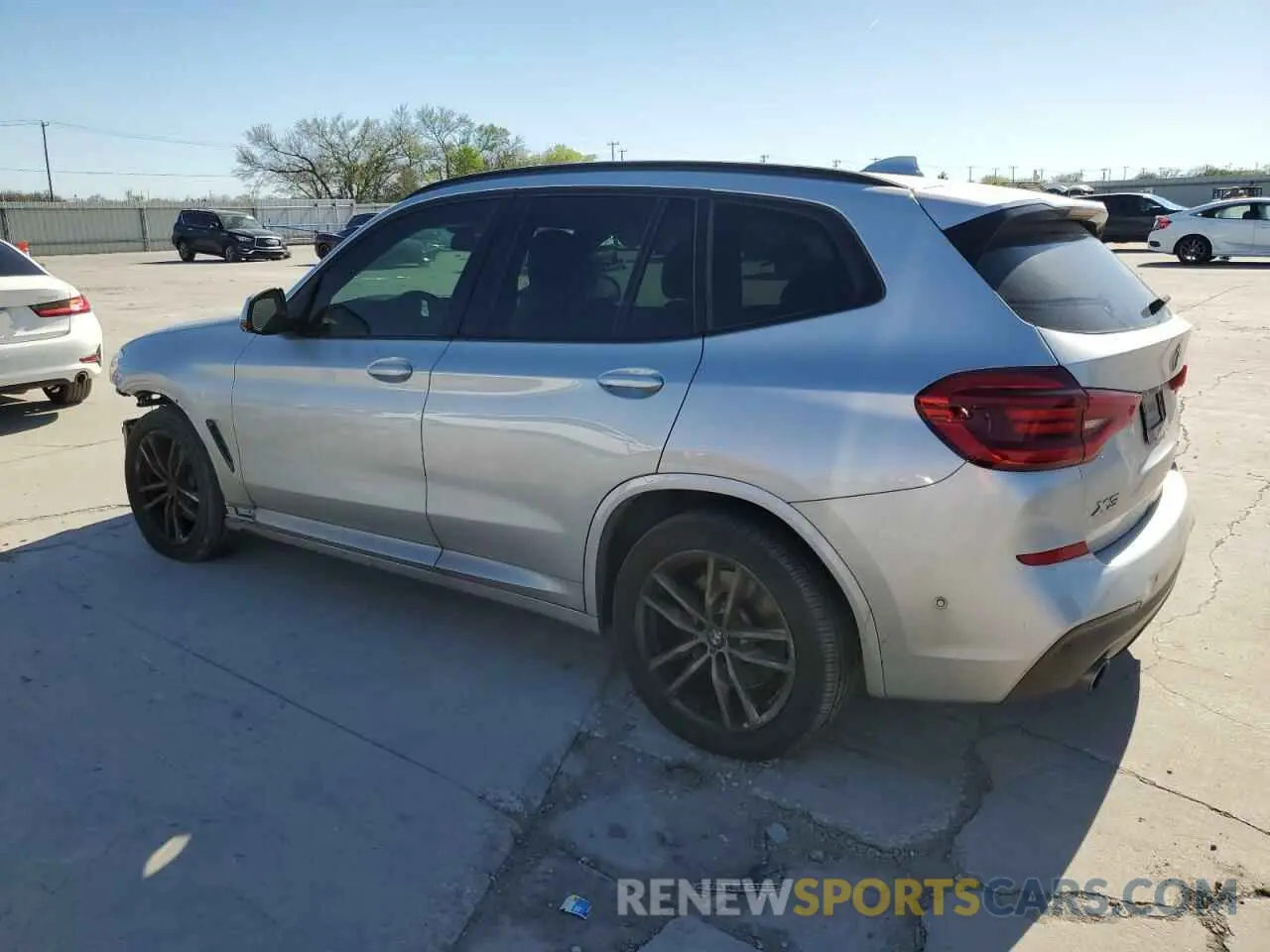 2 Photograph of a damaged car 5UXTY5C0XM9F13239 BMW X3 2021