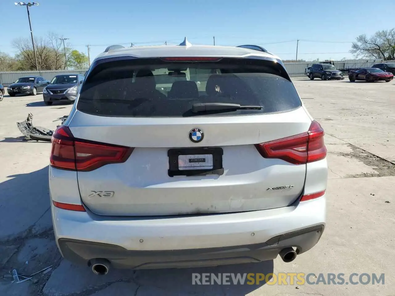 6 Photograph of a damaged car 5UXTY5C0XM9F13239 BMW X3 2021