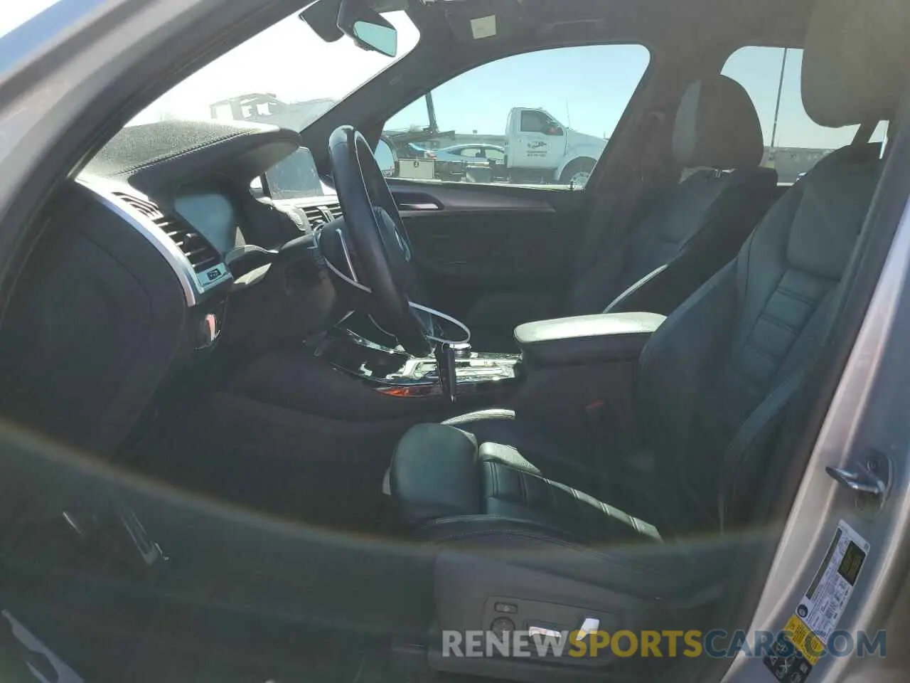 7 Photograph of a damaged car 5UXTY5C0XM9F13239 BMW X3 2021