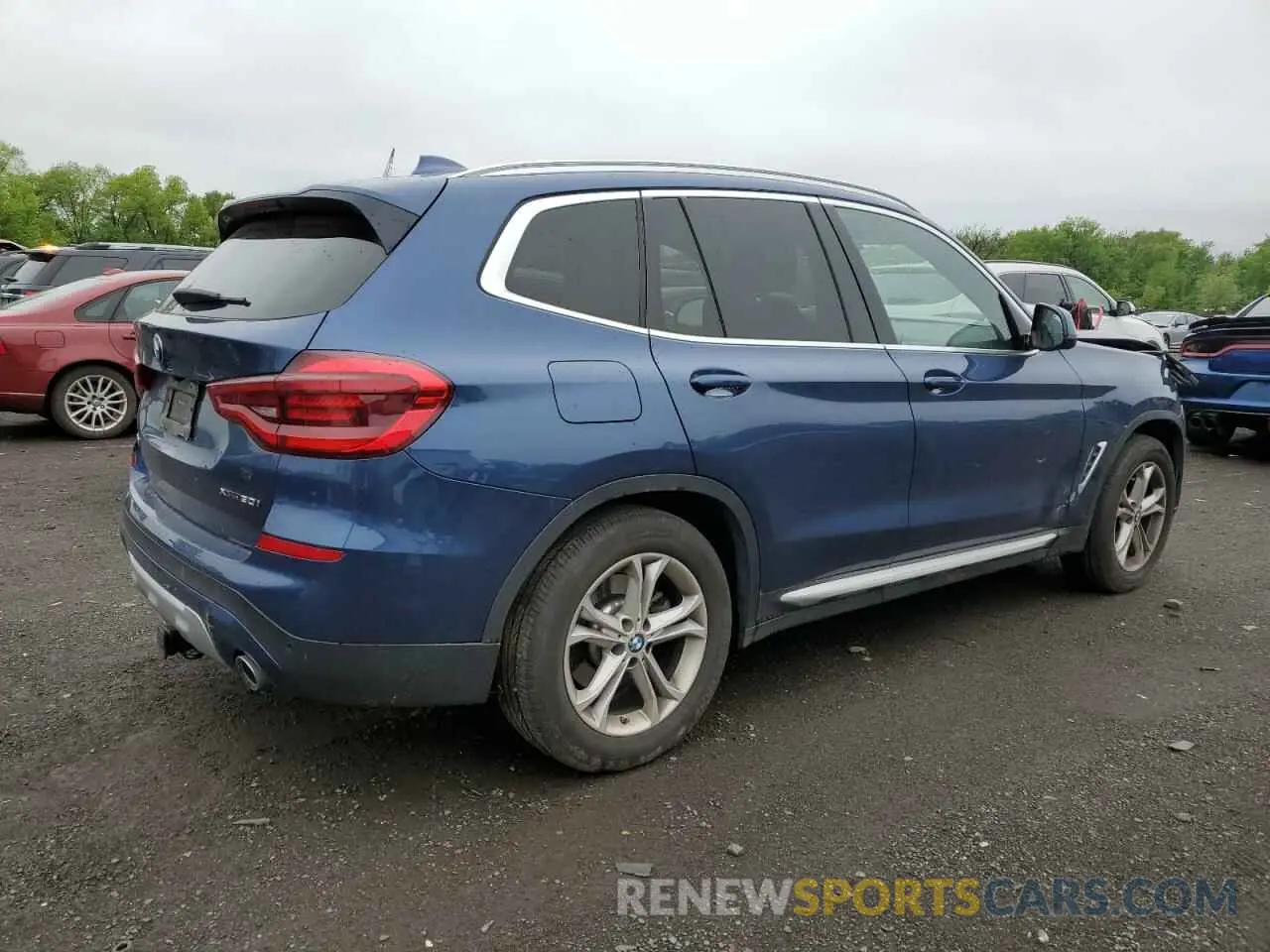 3 Photograph of a damaged car 5UXTY5C0XM9F65115 BMW X3 2021