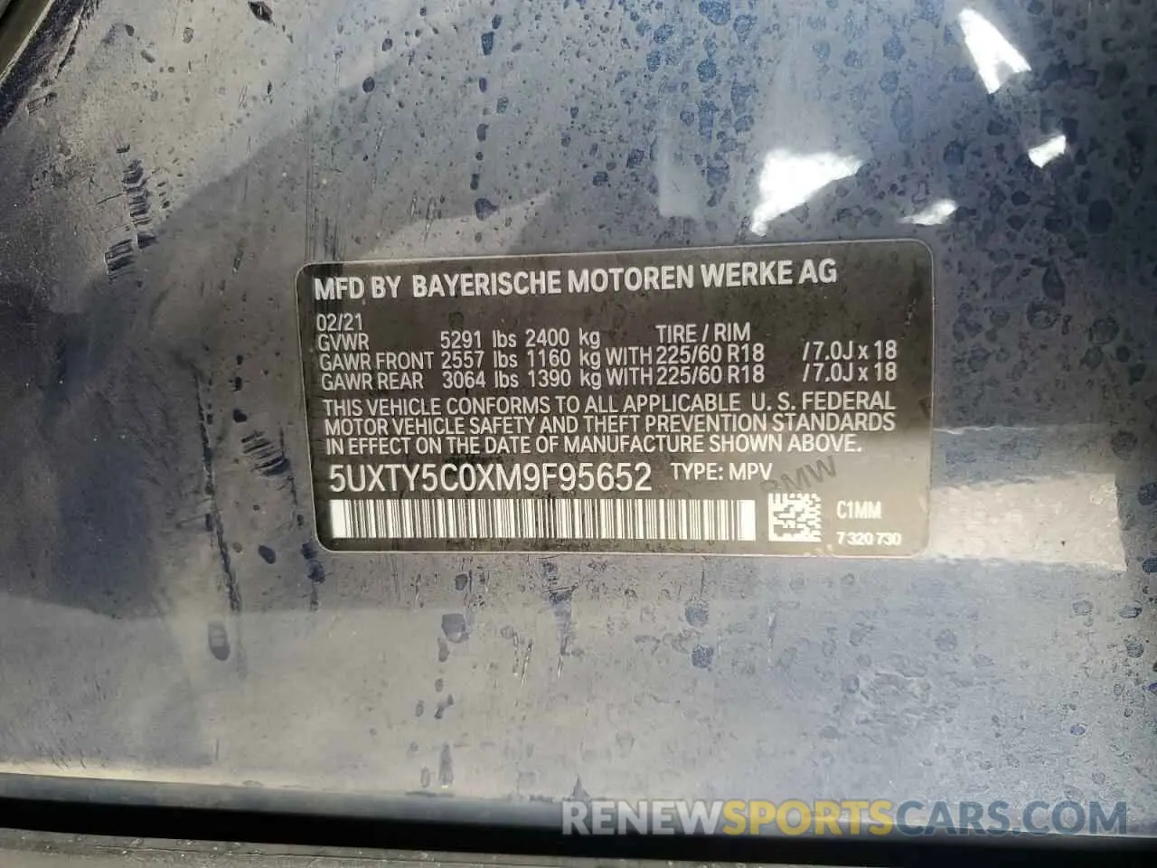 13 Photograph of a damaged car 5UXTY5C0XM9F95652 BMW X3 2021