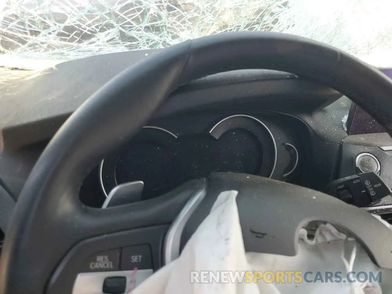 9 Photograph of a damaged car 5UXTY5C0XM9F95652 BMW X3 2021