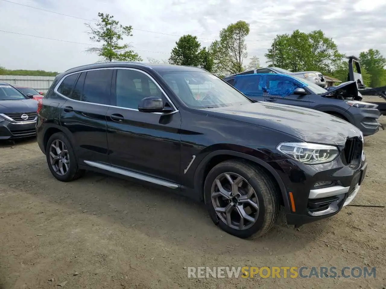 4 Photograph of a damaged car 5UXTY5C0XM9G18346 BMW X3 2021