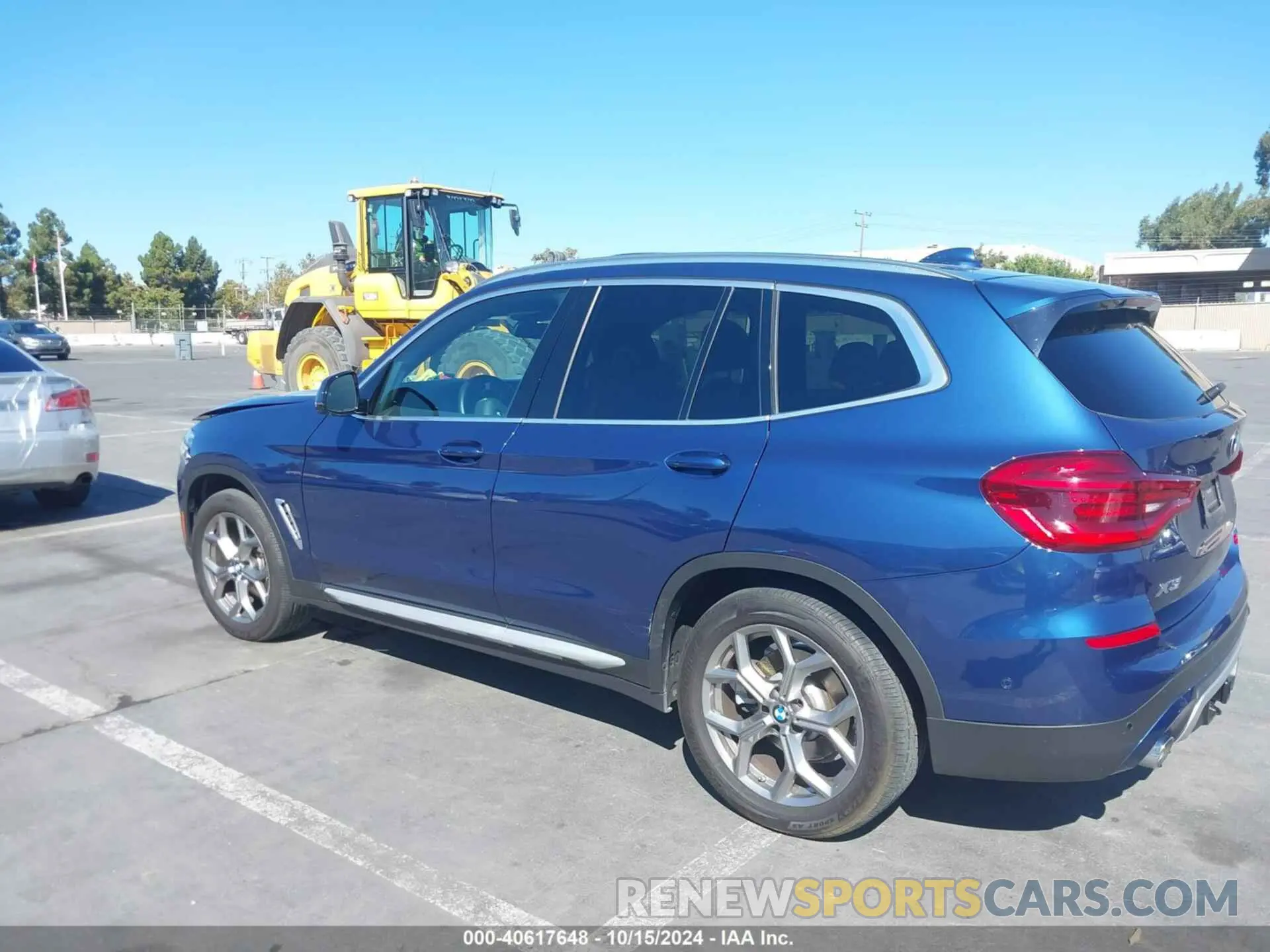 3 Photograph of a damaged car 5UXTY5C0XM9G20050 BMW X3 2021