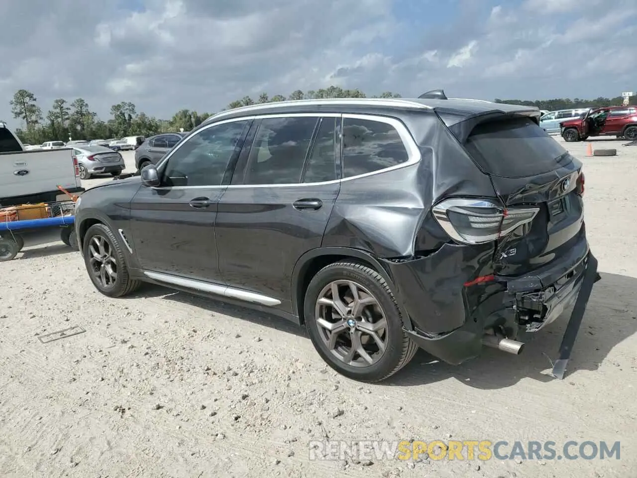 2 Photograph of a damaged car 5UXTY5C0XM9G22249 BMW X3 2021