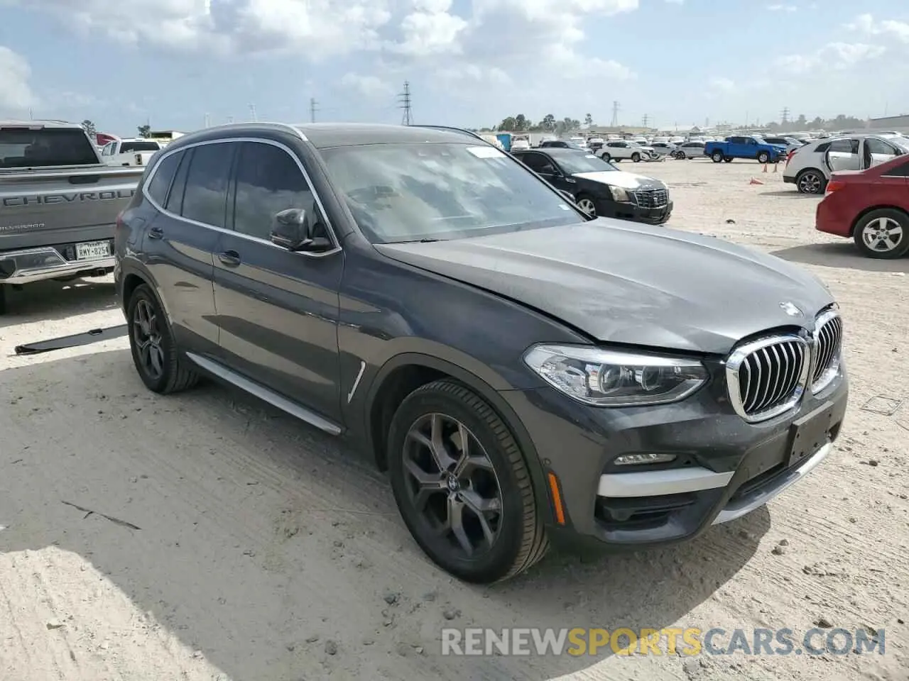 4 Photograph of a damaged car 5UXTY5C0XM9G22249 BMW X3 2021