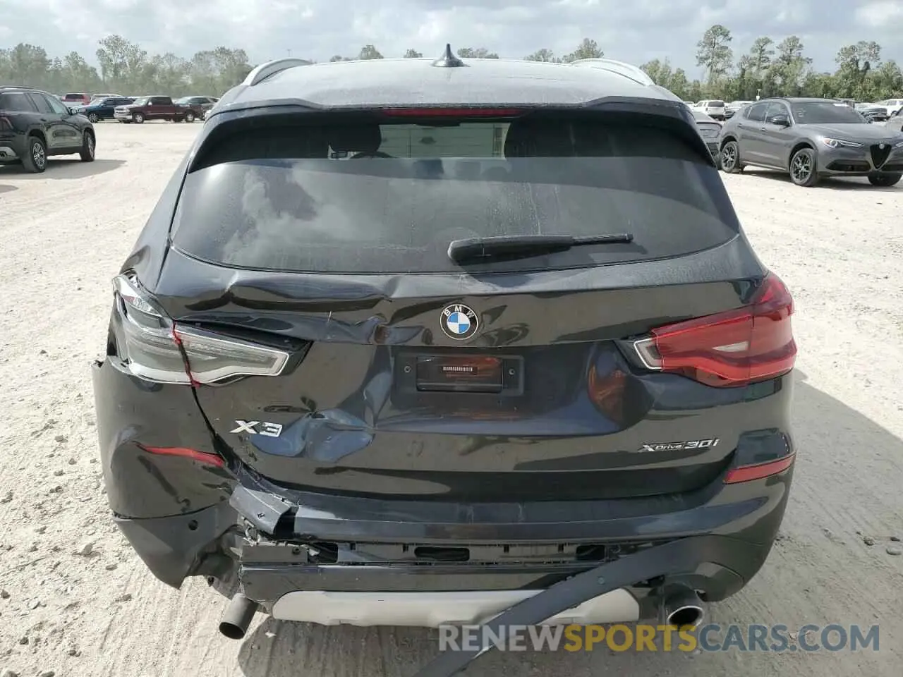 6 Photograph of a damaged car 5UXTY5C0XM9G22249 BMW X3 2021