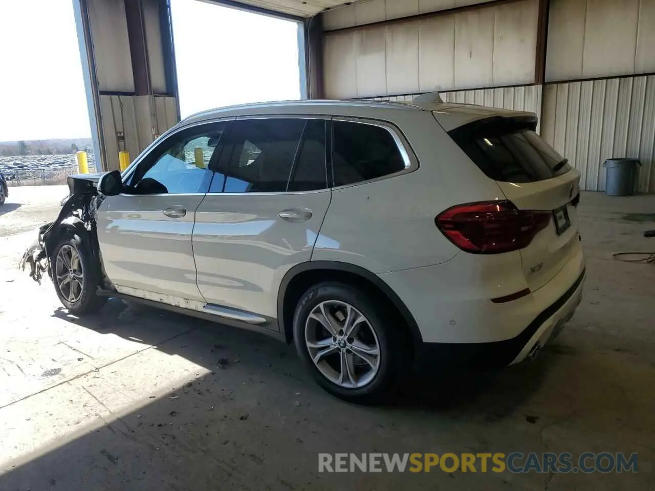2 Photograph of a damaged car 5UXTY5C0XM9H02716 BMW X3 2021
