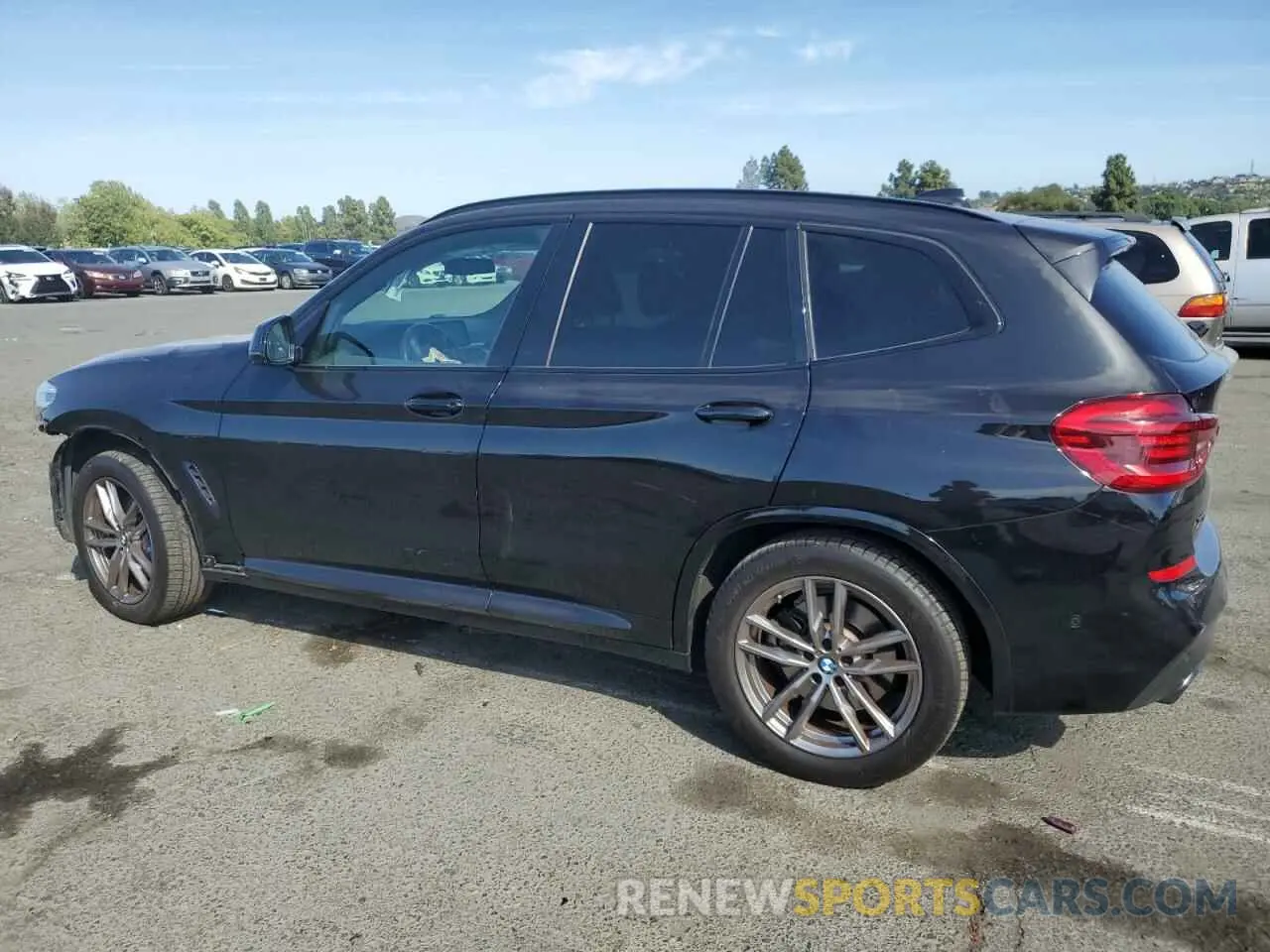 2 Photograph of a damaged car 5UXTY9C01M9E61250 BMW X3 2021