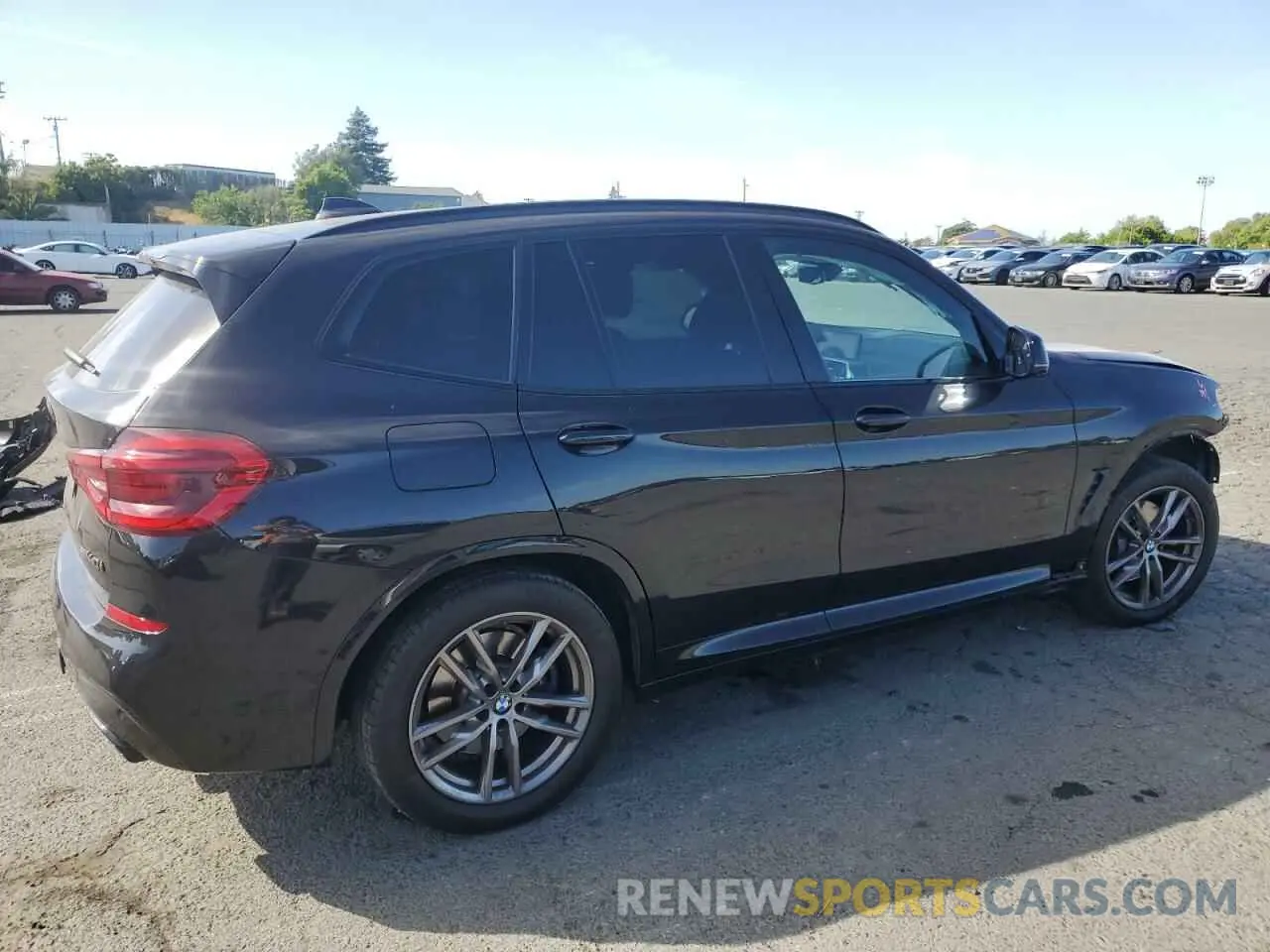 3 Photograph of a damaged car 5UXTY9C01M9E61250 BMW X3 2021