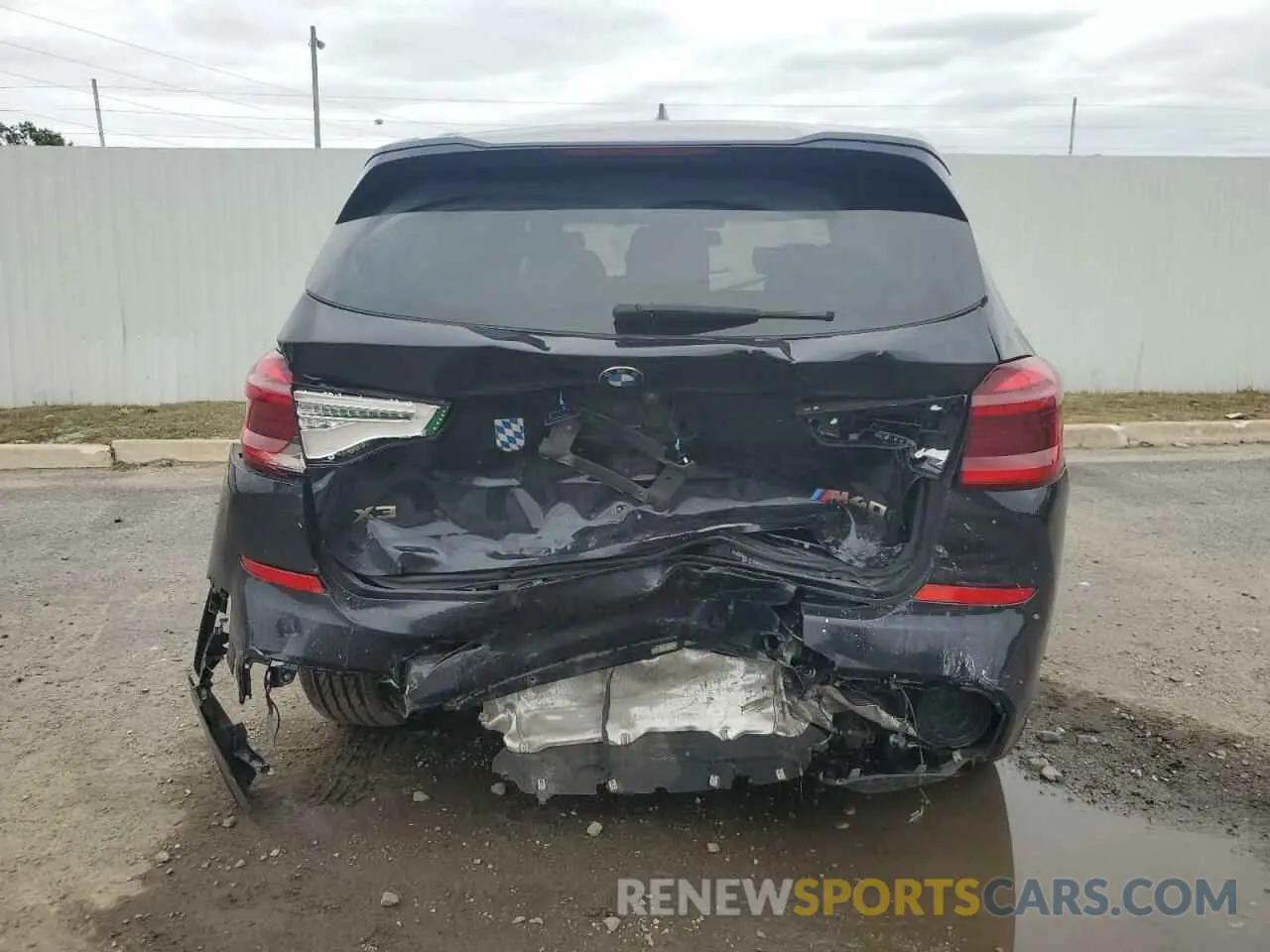 6 Photograph of a damaged car 5UXTY9C02M9G57715 BMW X3 2021