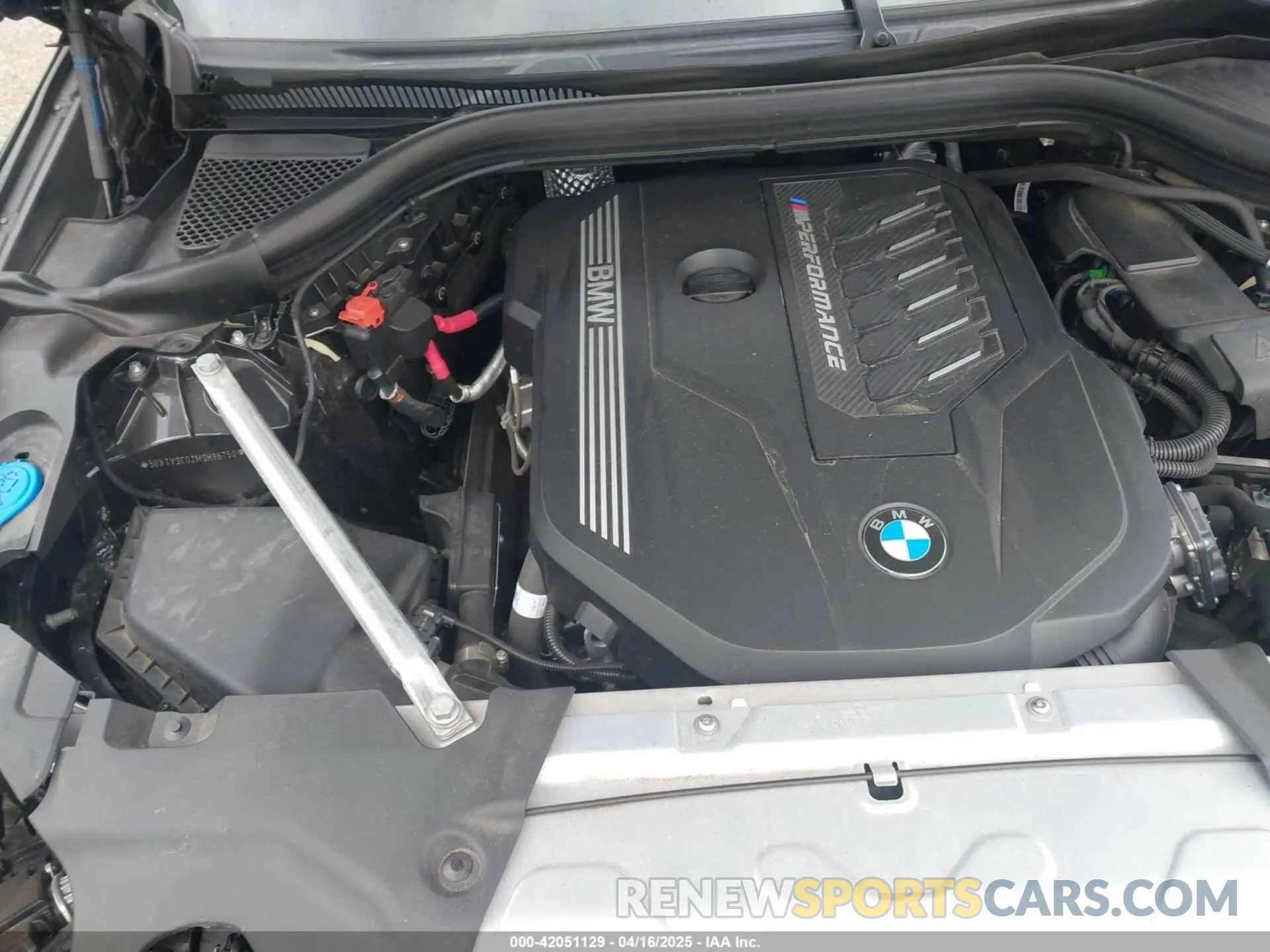10 Photograph of a damaged car 5UXTY9C02M9H86750 BMW X3 2021