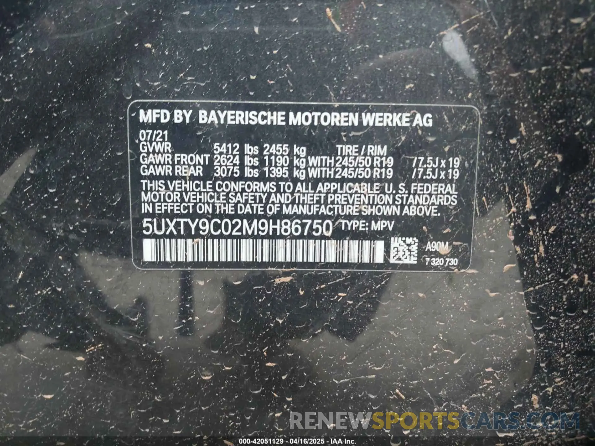 9 Photograph of a damaged car 5UXTY9C02M9H86750 BMW X3 2021