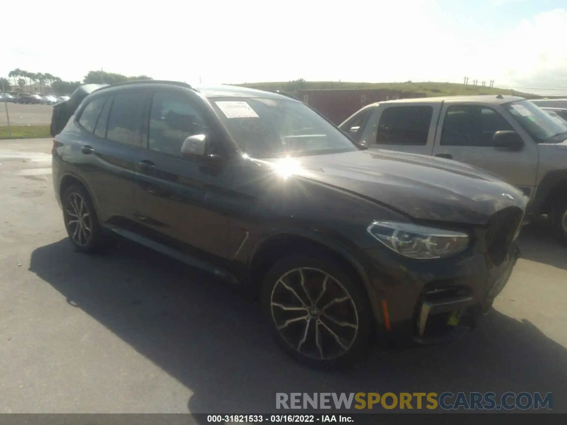 1 Photograph of a damaged car 5UXTY9C04M9E00460 BMW X3 2021