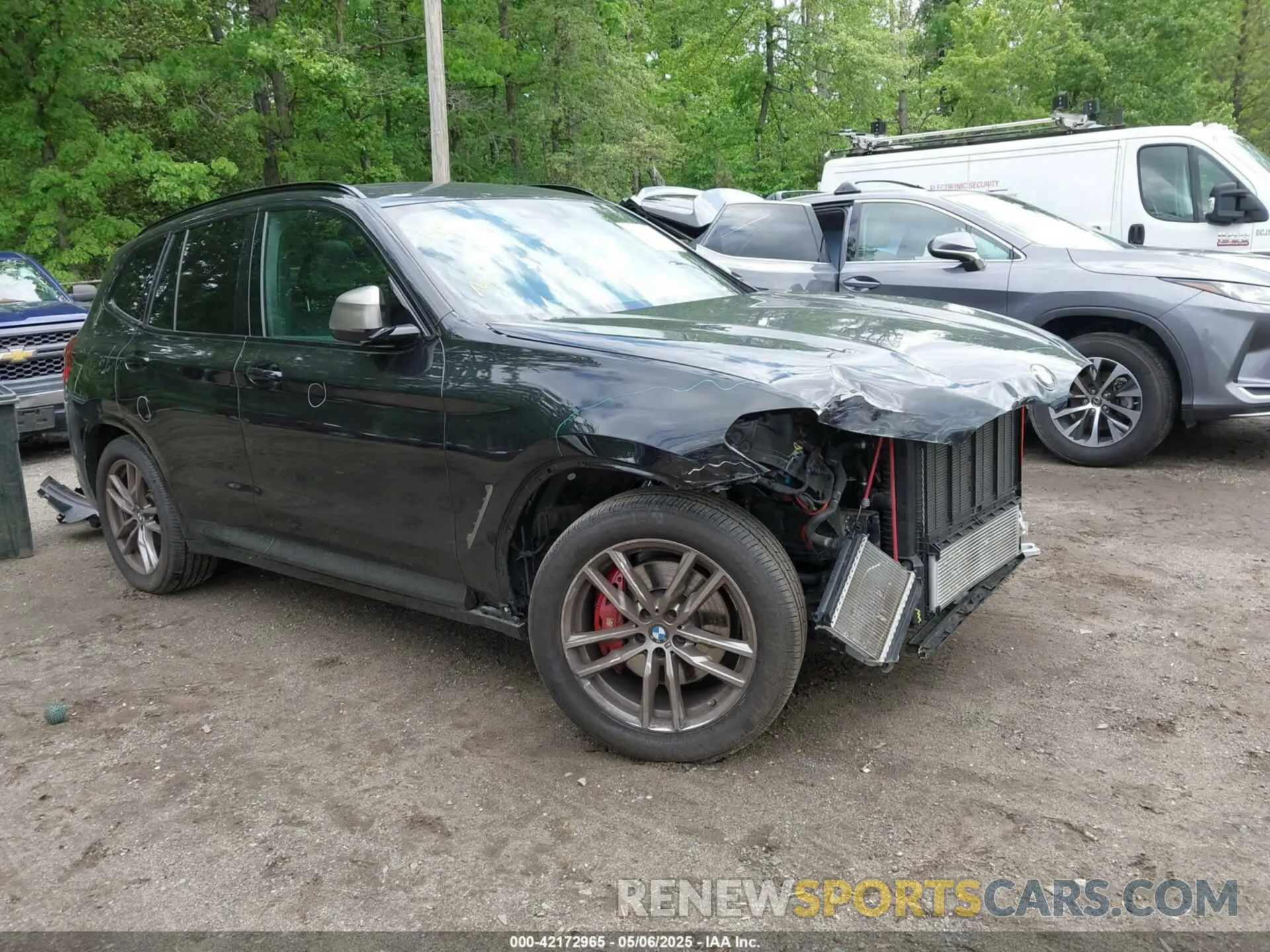 1 Photograph of a damaged car 5UXTY9C04M9E07540 BMW X3 2021