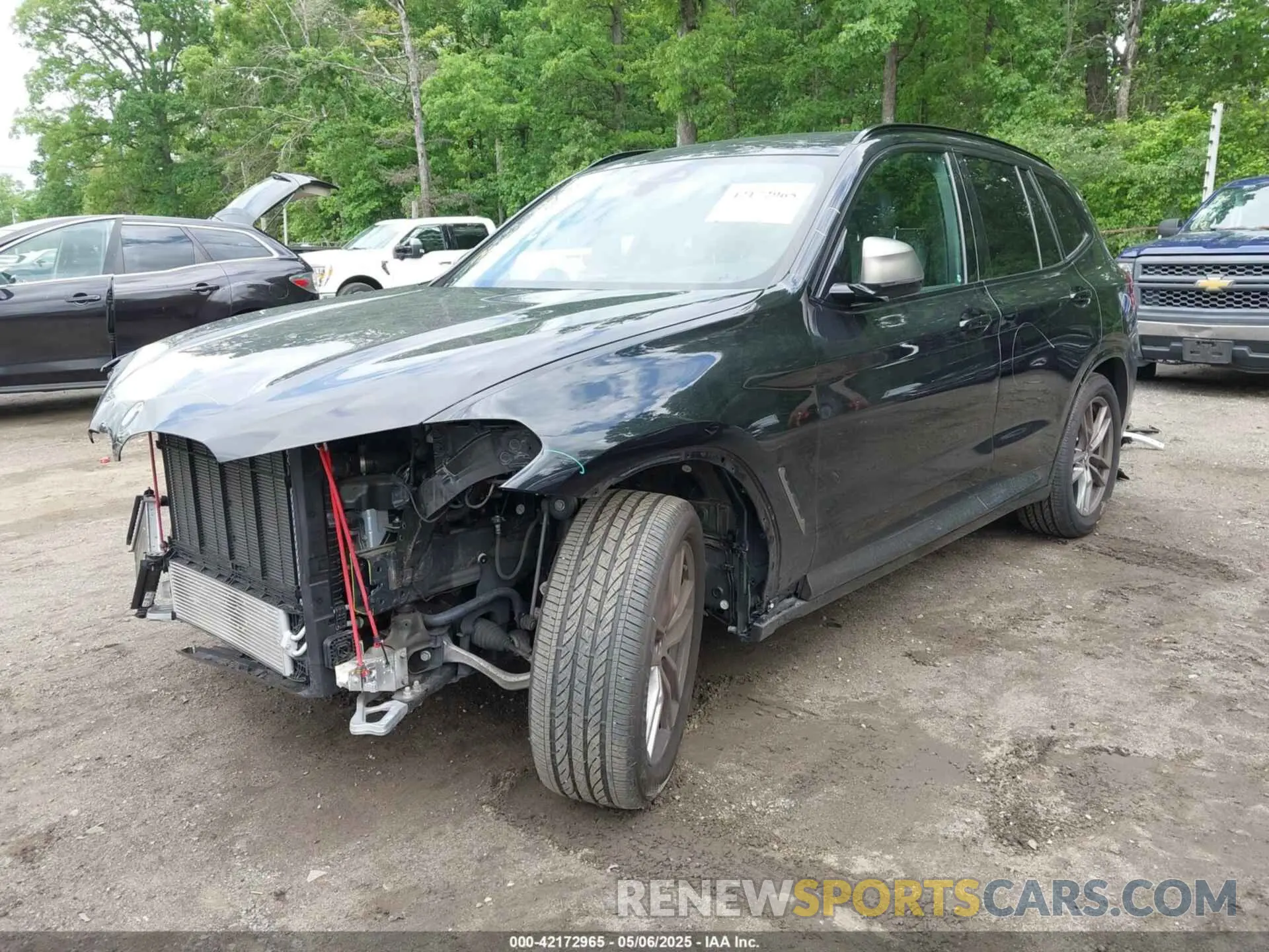 2 Photograph of a damaged car 5UXTY9C04M9E07540 BMW X3 2021
