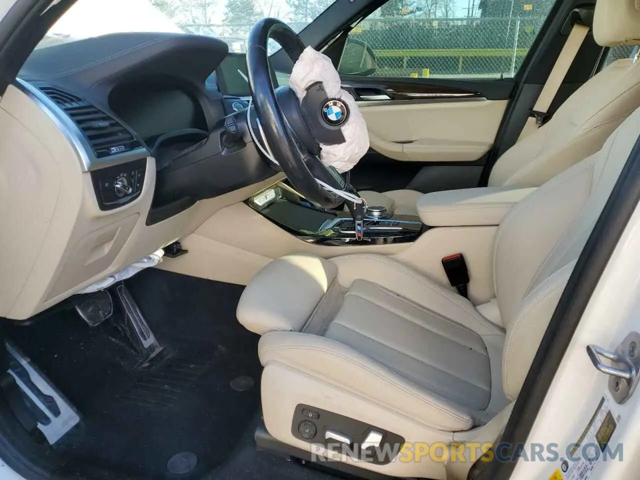 7 Photograph of a damaged car 5UXTY9C05M9F39805 BMW X3 2021