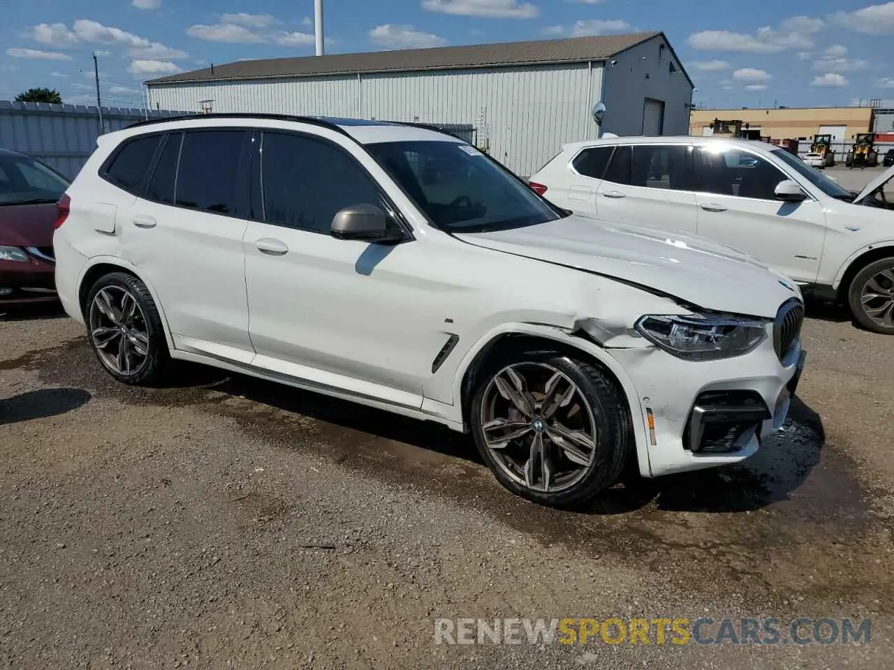 4 Photograph of a damaged car 5UXTY9C07M9E87478 BMW X3 2021