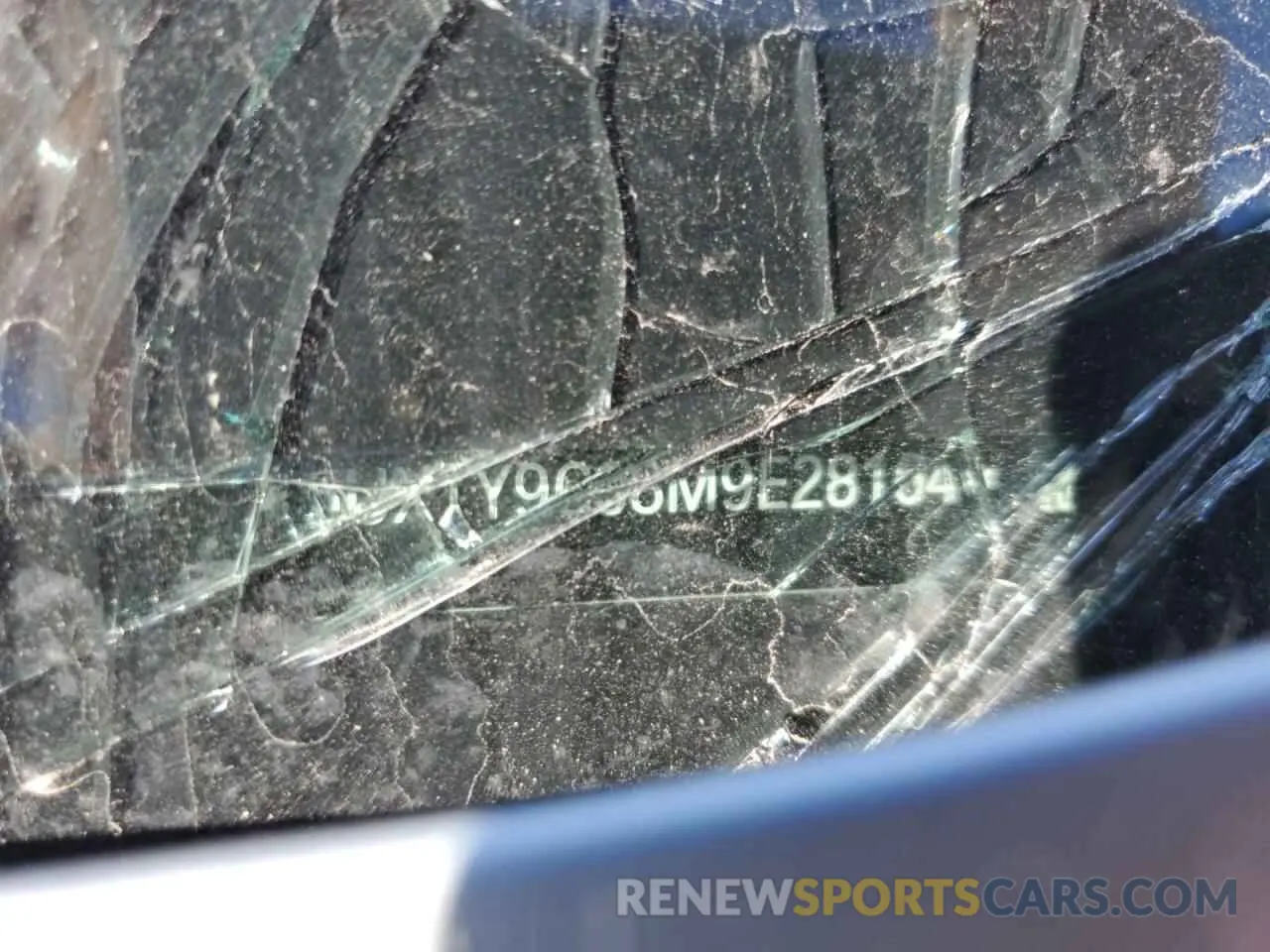 15 Photograph of a damaged car 5UXTY9C08M9E28164 BMW X3 2021