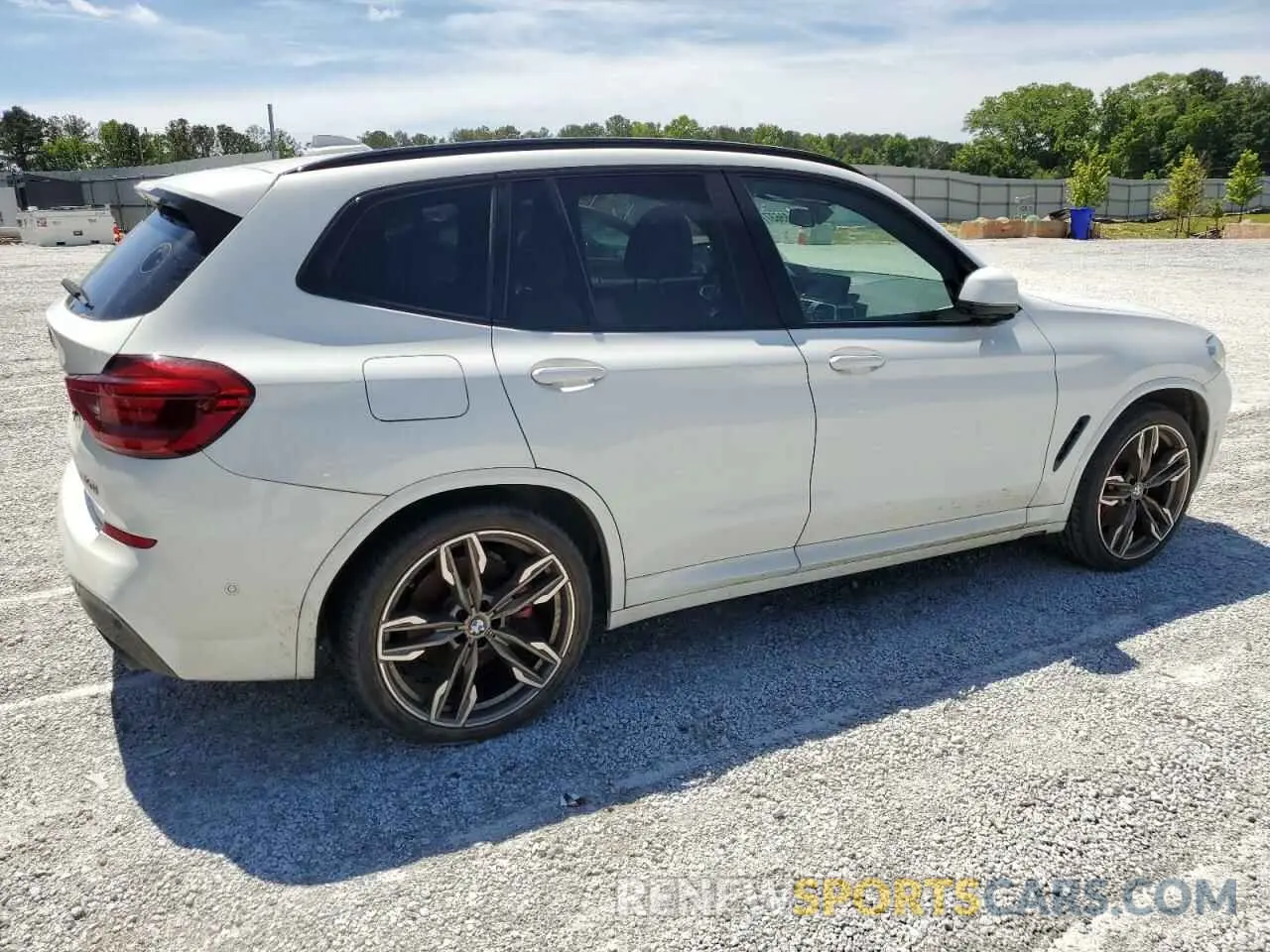 3 Photograph of a damaged car 5UXTY9C08M9H43918 BMW X3 2021