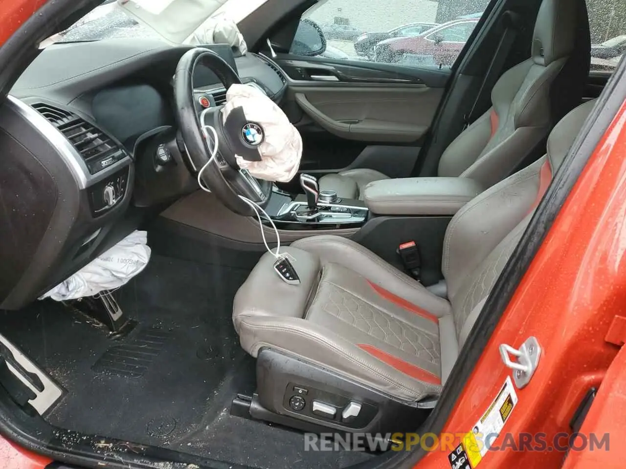 7 Photograph of a damaged car 5YMTS0C05M9H64439 BMW X3 2021