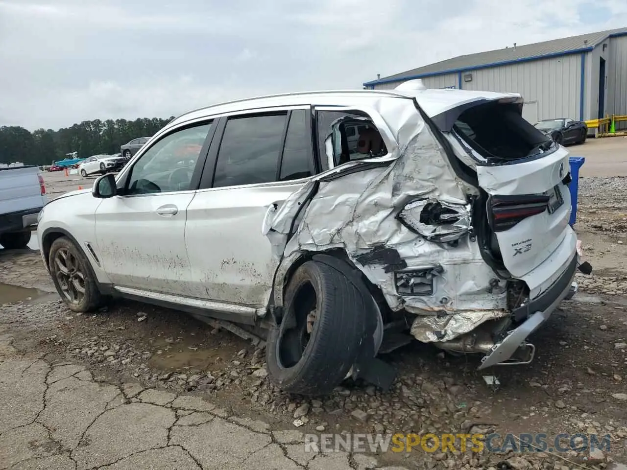 2 Photograph of a damaged car 5UX43DP01N9M92660 BMW X3 2022