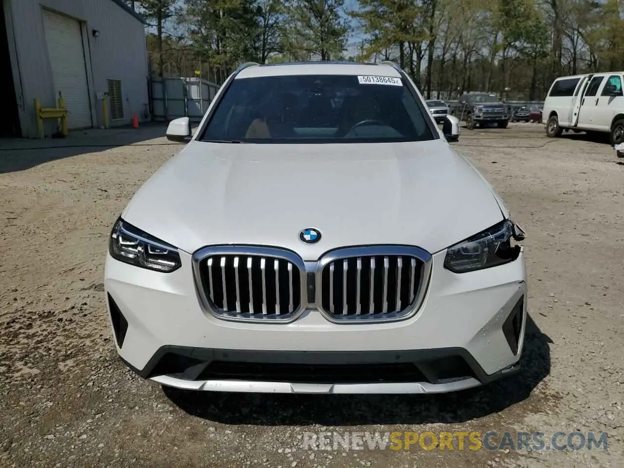 5 Photograph of a damaged car 5UX43DP02N9J36640 BMW X3 2022