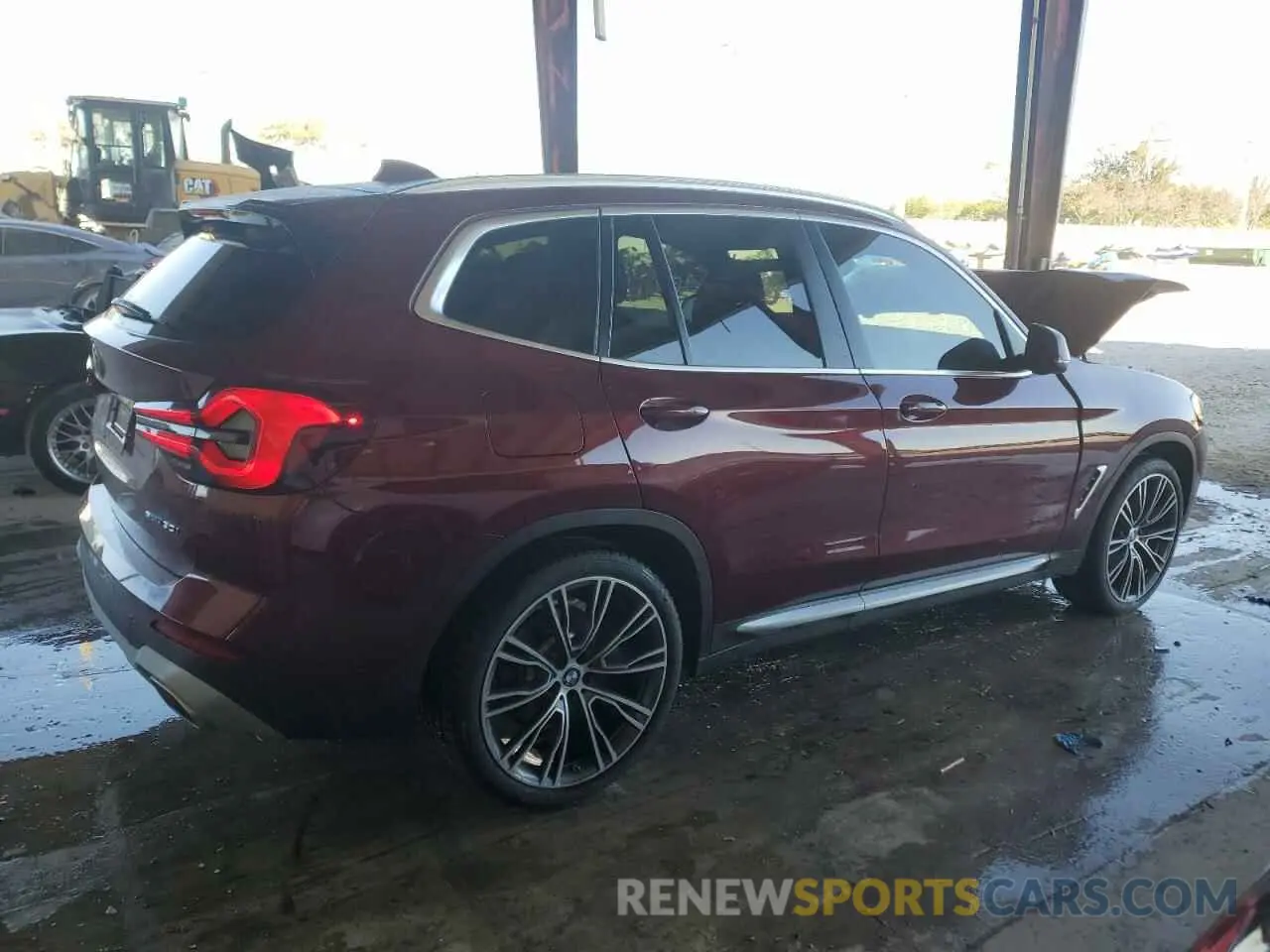 3 Photograph of a damaged car 5UX43DP02N9N15315 BMW X3 2022