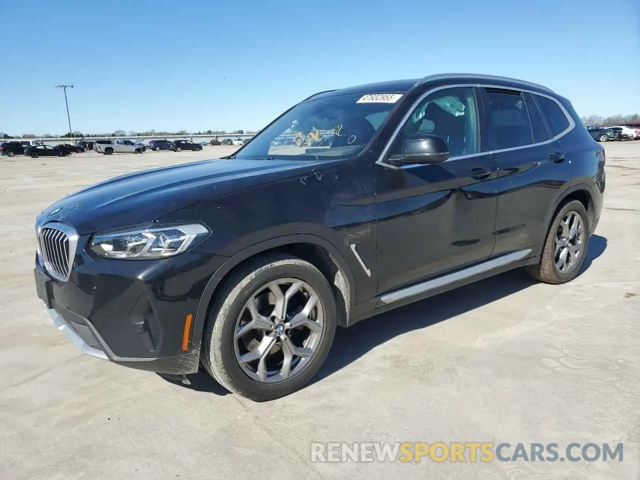 1 Photograph of a damaged car 5UX43DP03N9K85901 BMW X3 2022