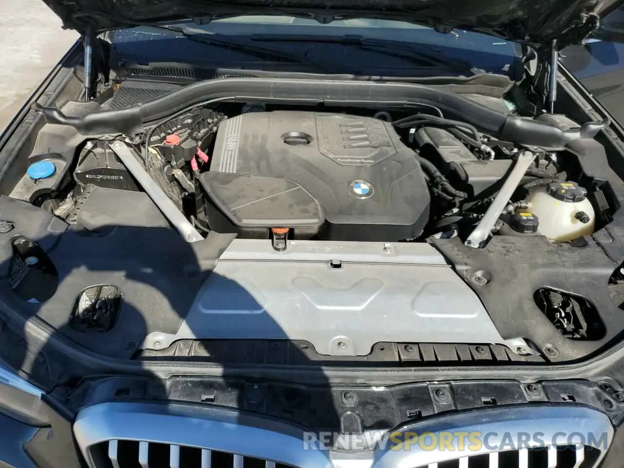 12 Photograph of a damaged car 5UX43DP03N9K85901 BMW X3 2022