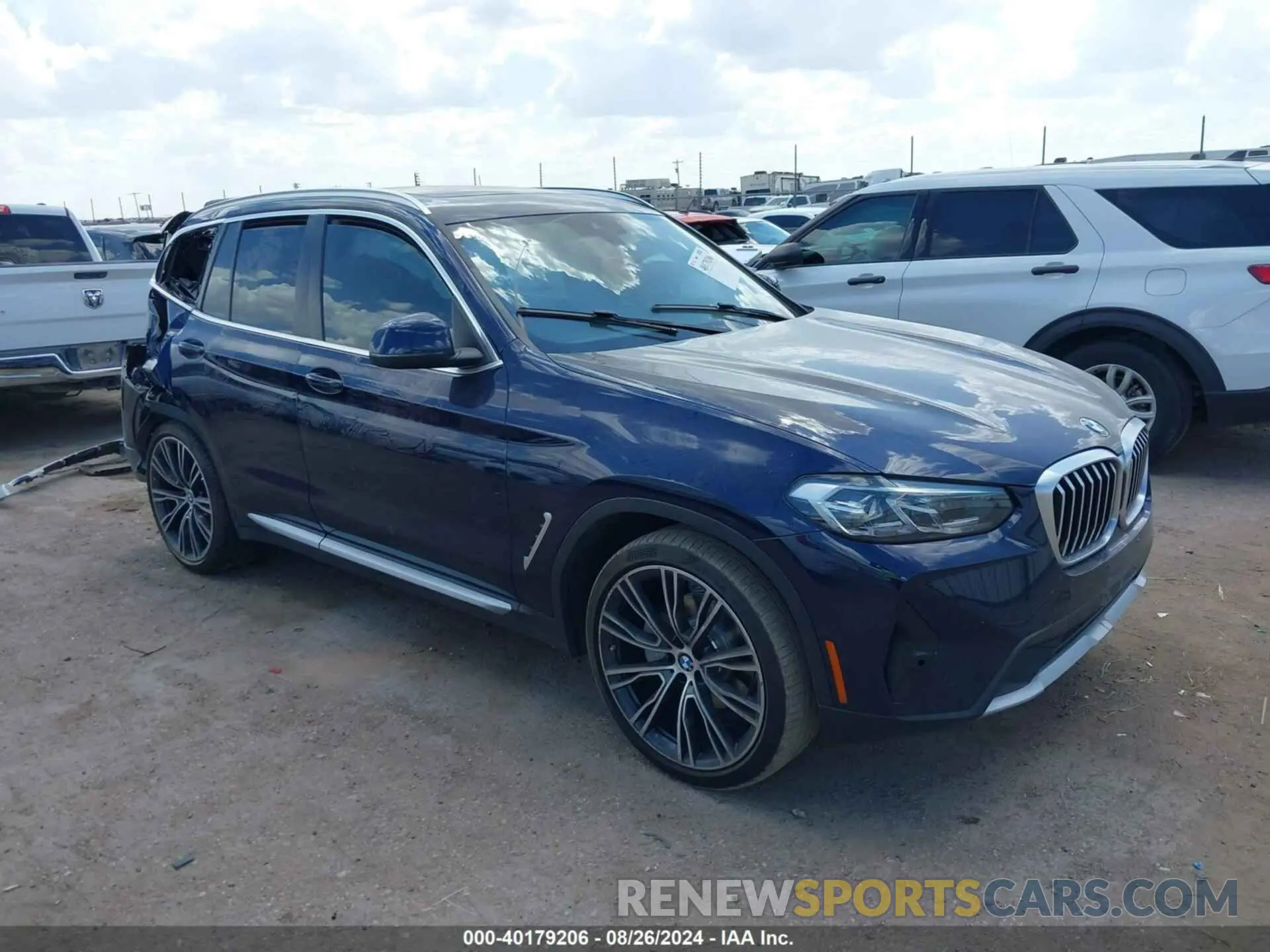 1 Photograph of a damaged car 5UX43DP03N9M29057 BMW X3 2022
