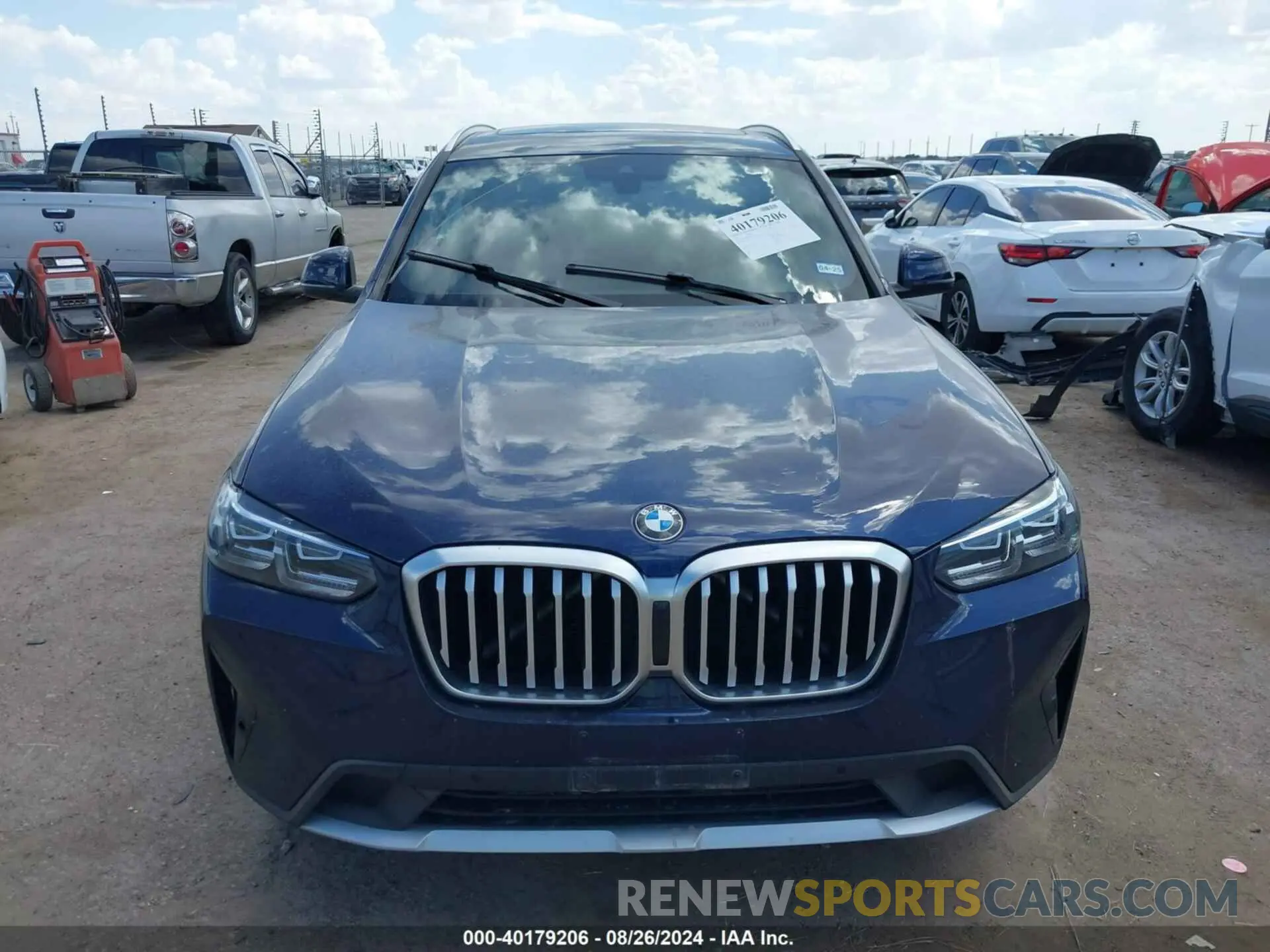 13 Photograph of a damaged car 5UX43DP03N9M29057 BMW X3 2022