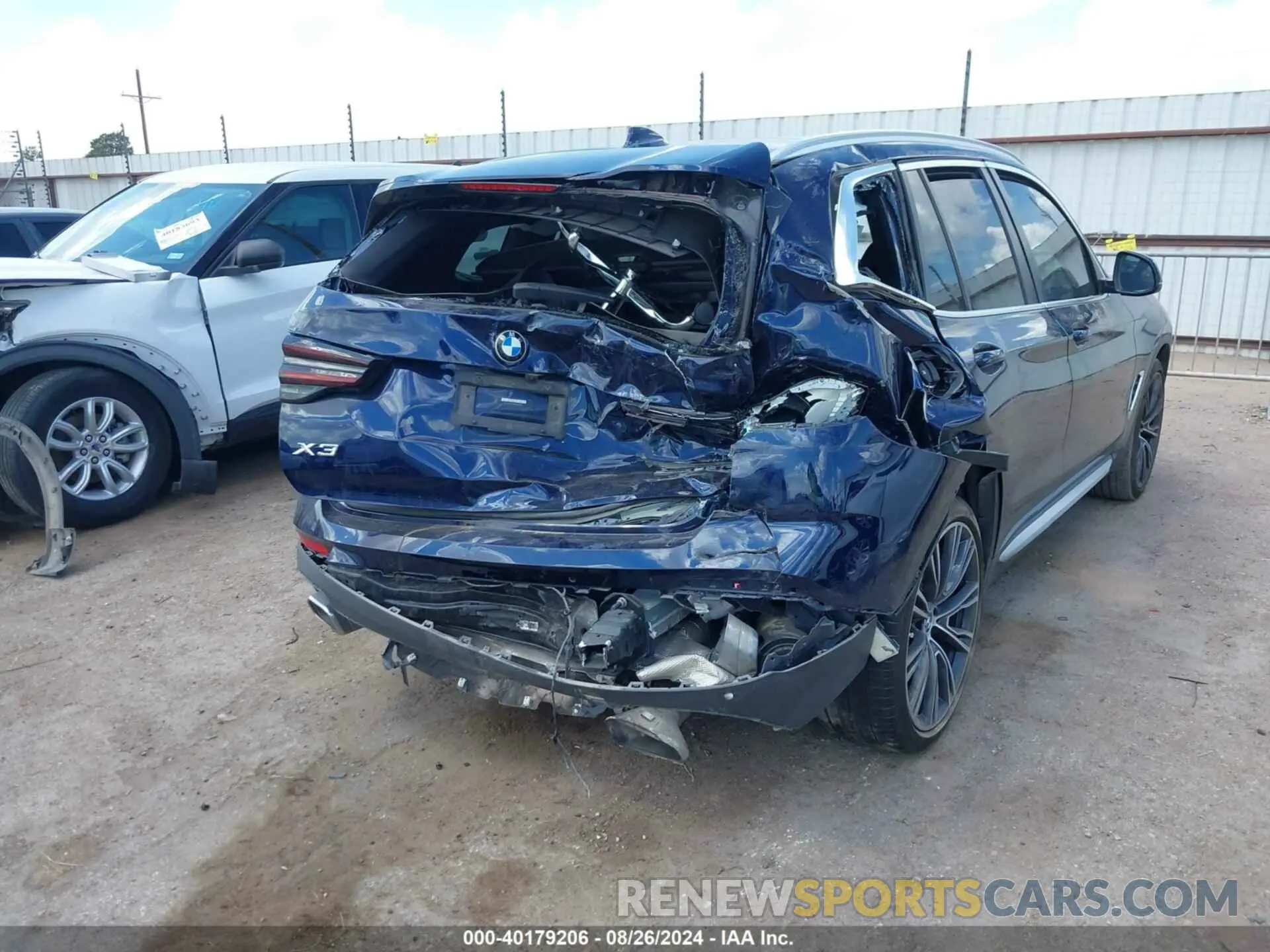 6 Photograph of a damaged car 5UX43DP03N9M29057 BMW X3 2022