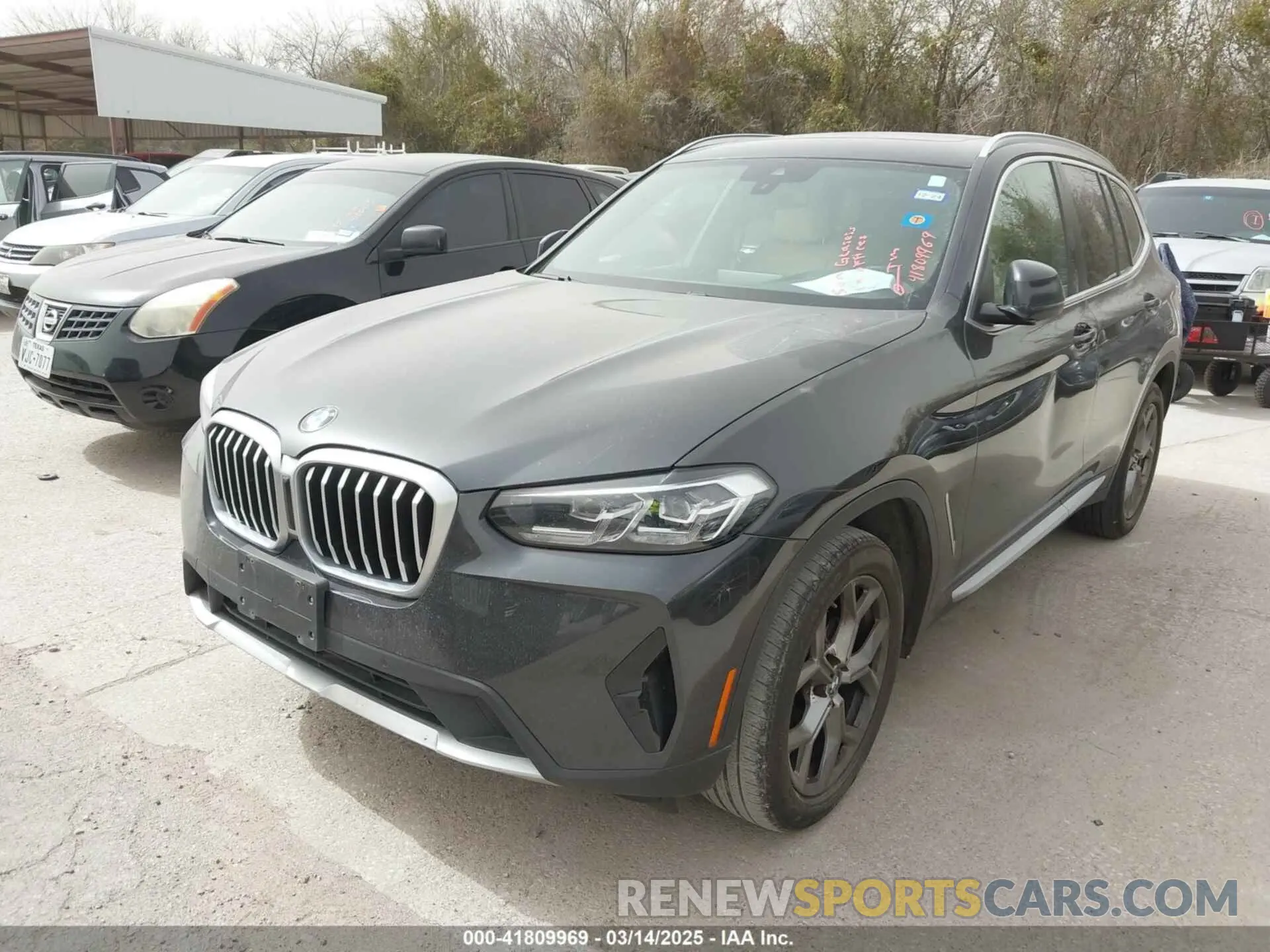 2 Photograph of a damaged car 5UX43DP03N9M46716 BMW X3 2022
