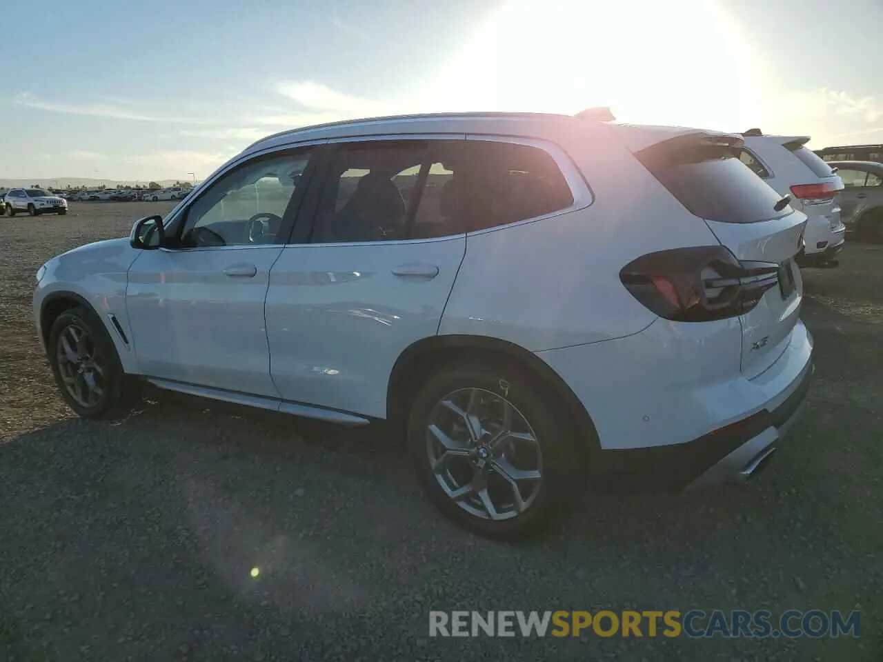 2 Photograph of a damaged car 5UX43DP04N9K11807 BMW X3 2022