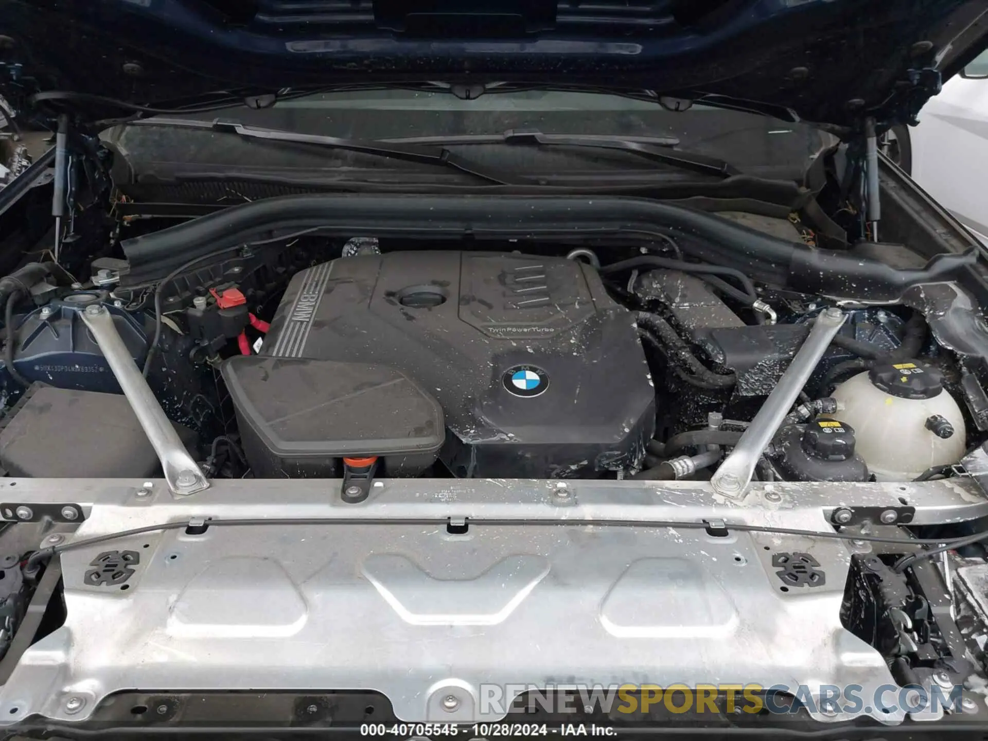 10 Photograph of a damaged car 5UX43DP04N9K69352 BMW X3 2022