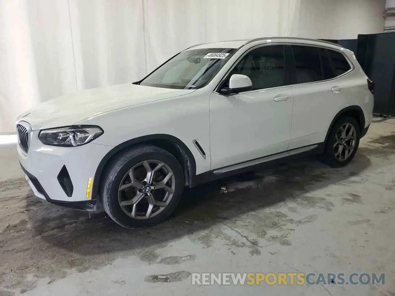 1 Photograph of a damaged car 5UX43DP04N9M61791 BMW X3 2022