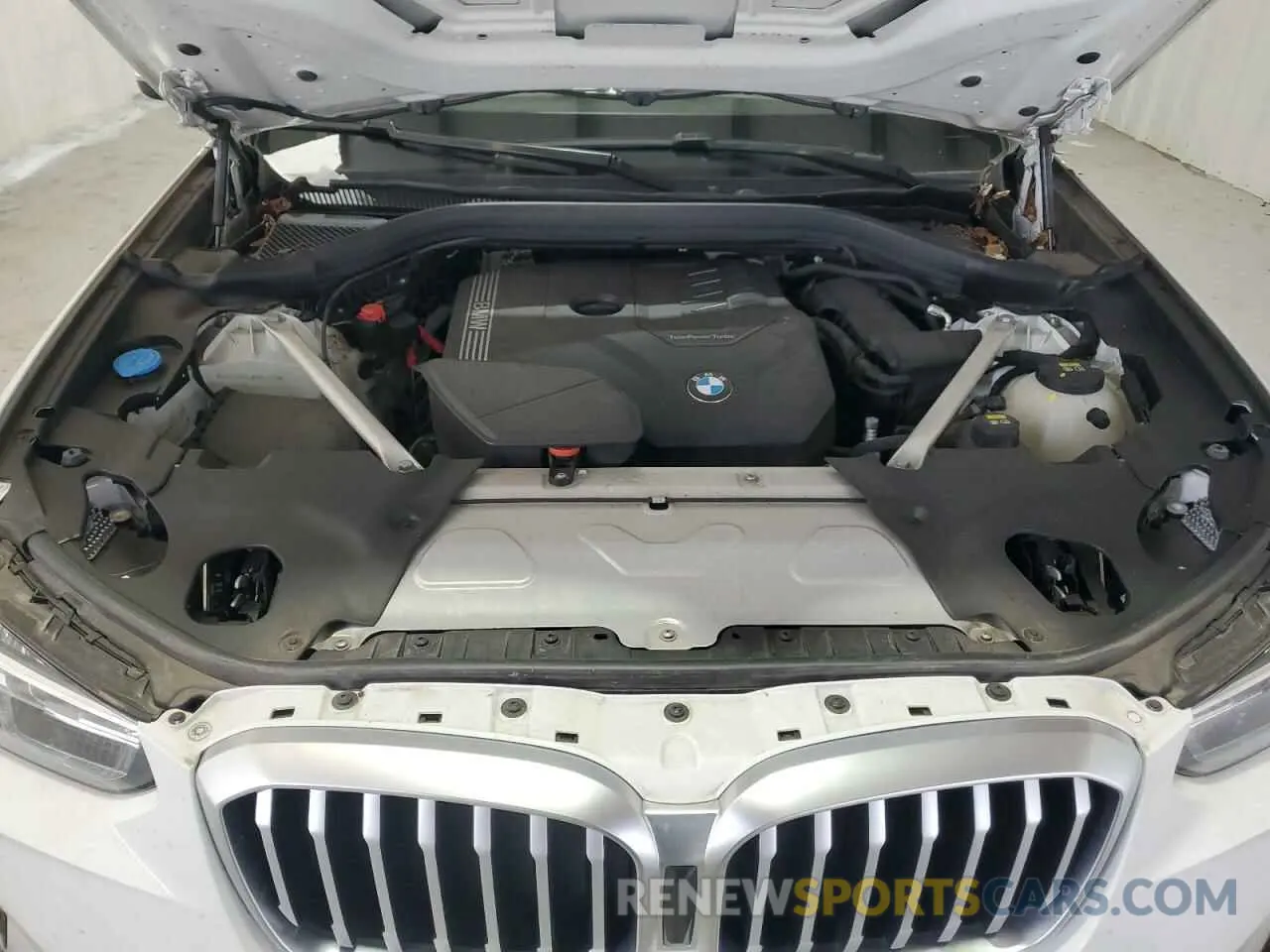 12 Photograph of a damaged car 5UX43DP04N9M61791 BMW X3 2022