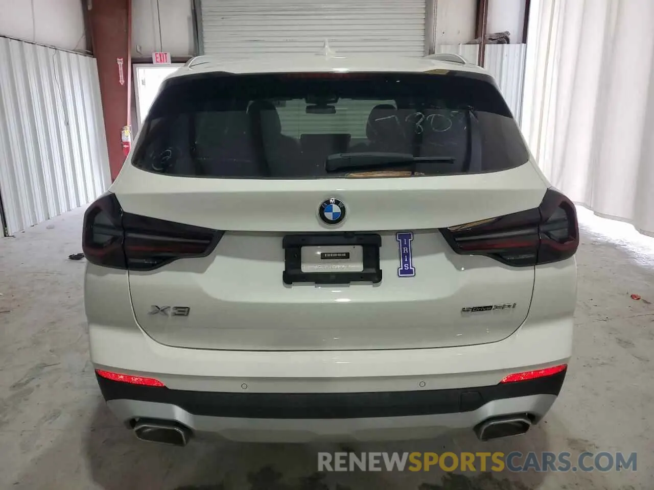 6 Photograph of a damaged car 5UX43DP04N9M61791 BMW X3 2022