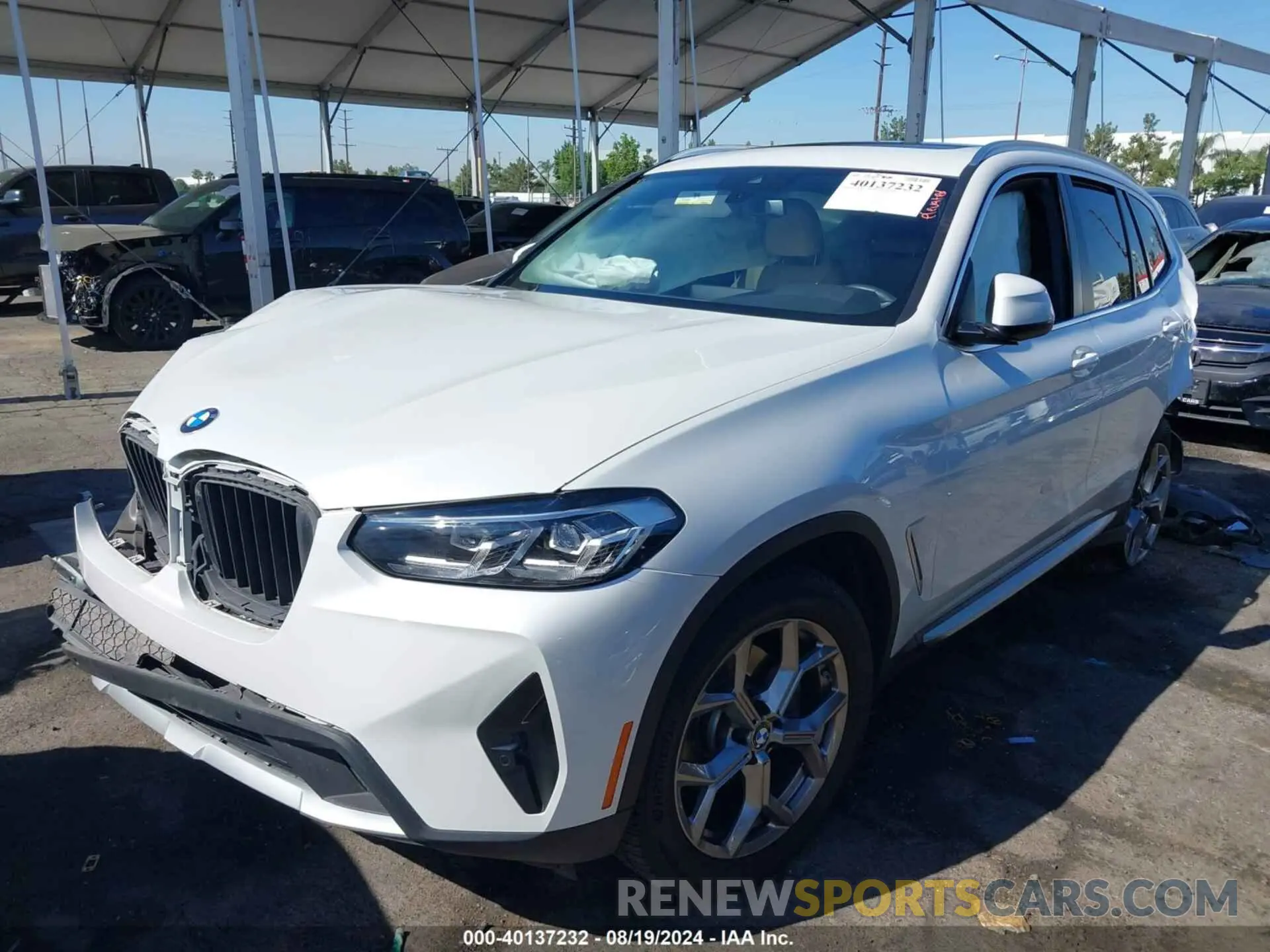 2 Photograph of a damaged car 5UX43DP05N9K45772 BMW X3 2022