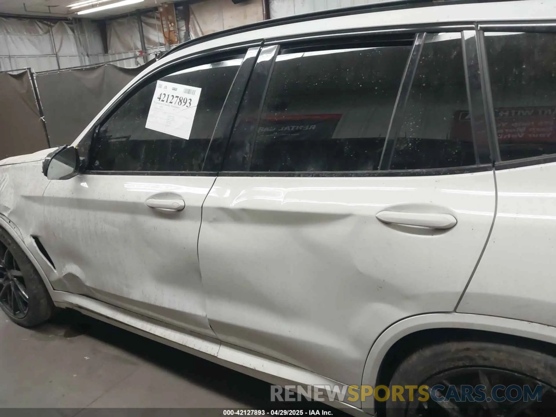13 Photograph of a damaged car 5UX43DP05N9K52561 BMW X3 2022