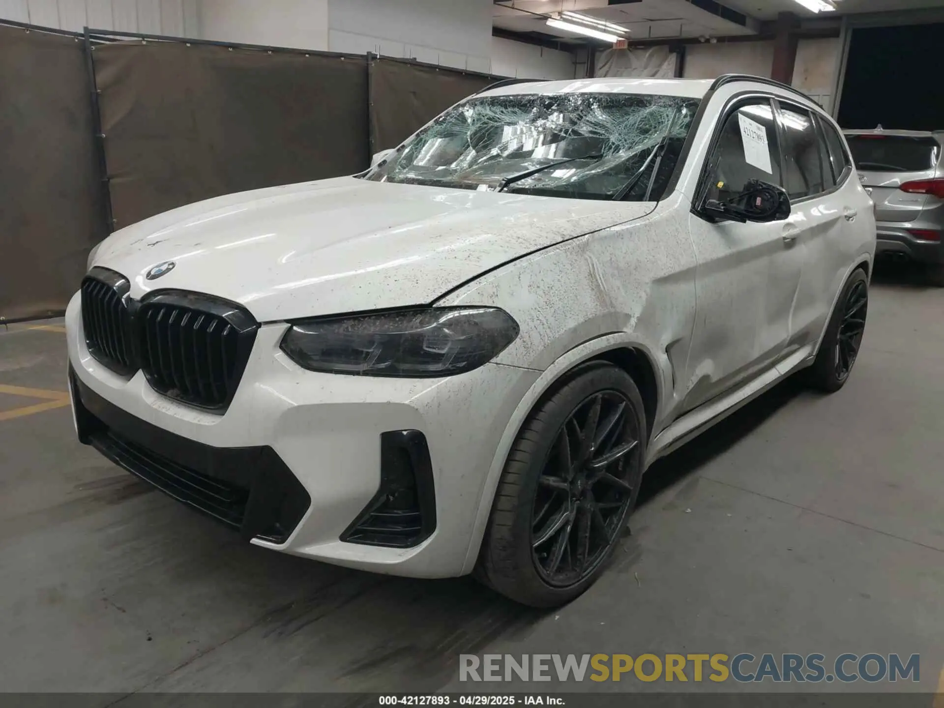 2 Photograph of a damaged car 5UX43DP05N9K52561 BMW X3 2022