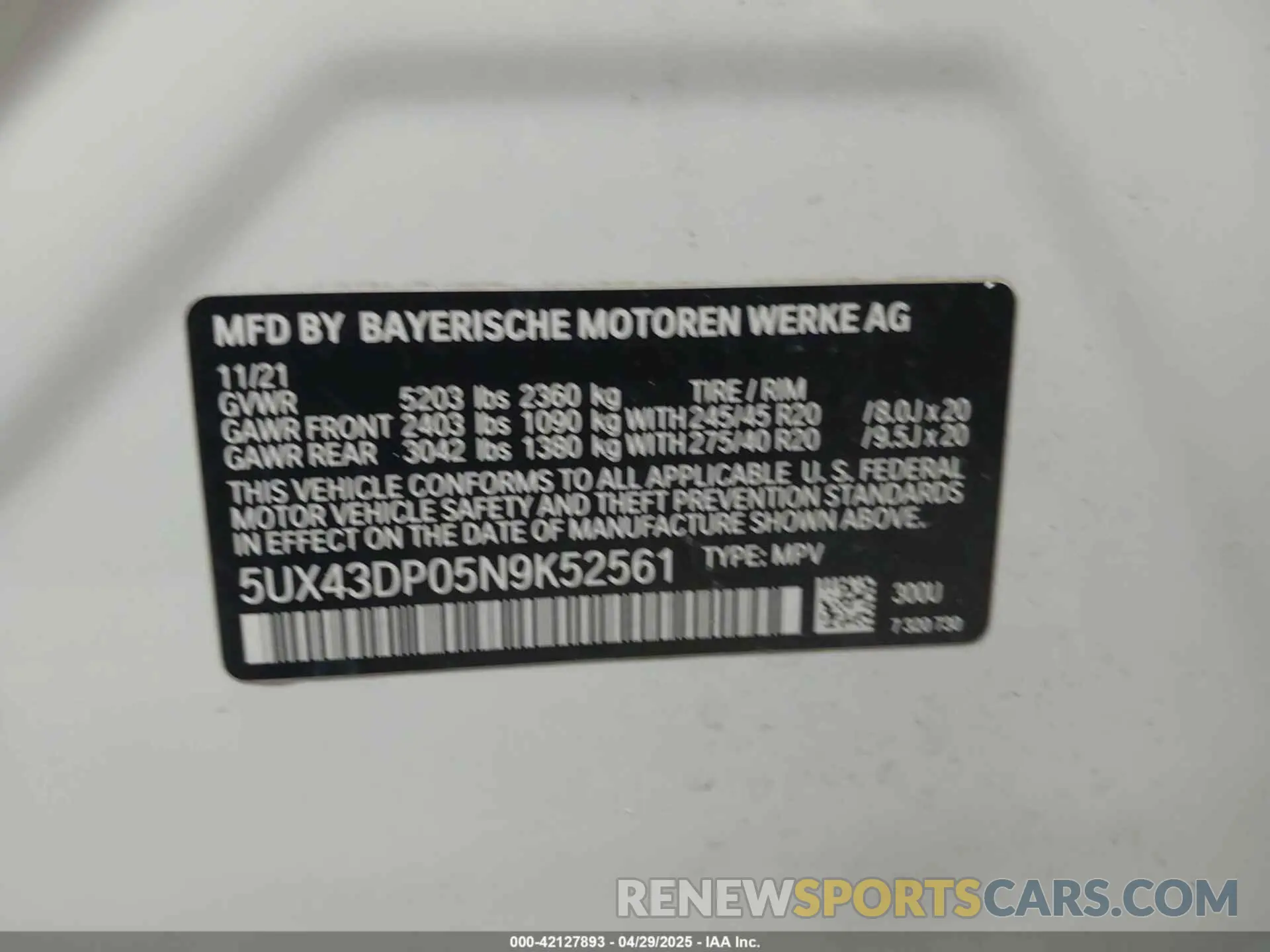 9 Photograph of a damaged car 5UX43DP05N9K52561 BMW X3 2022