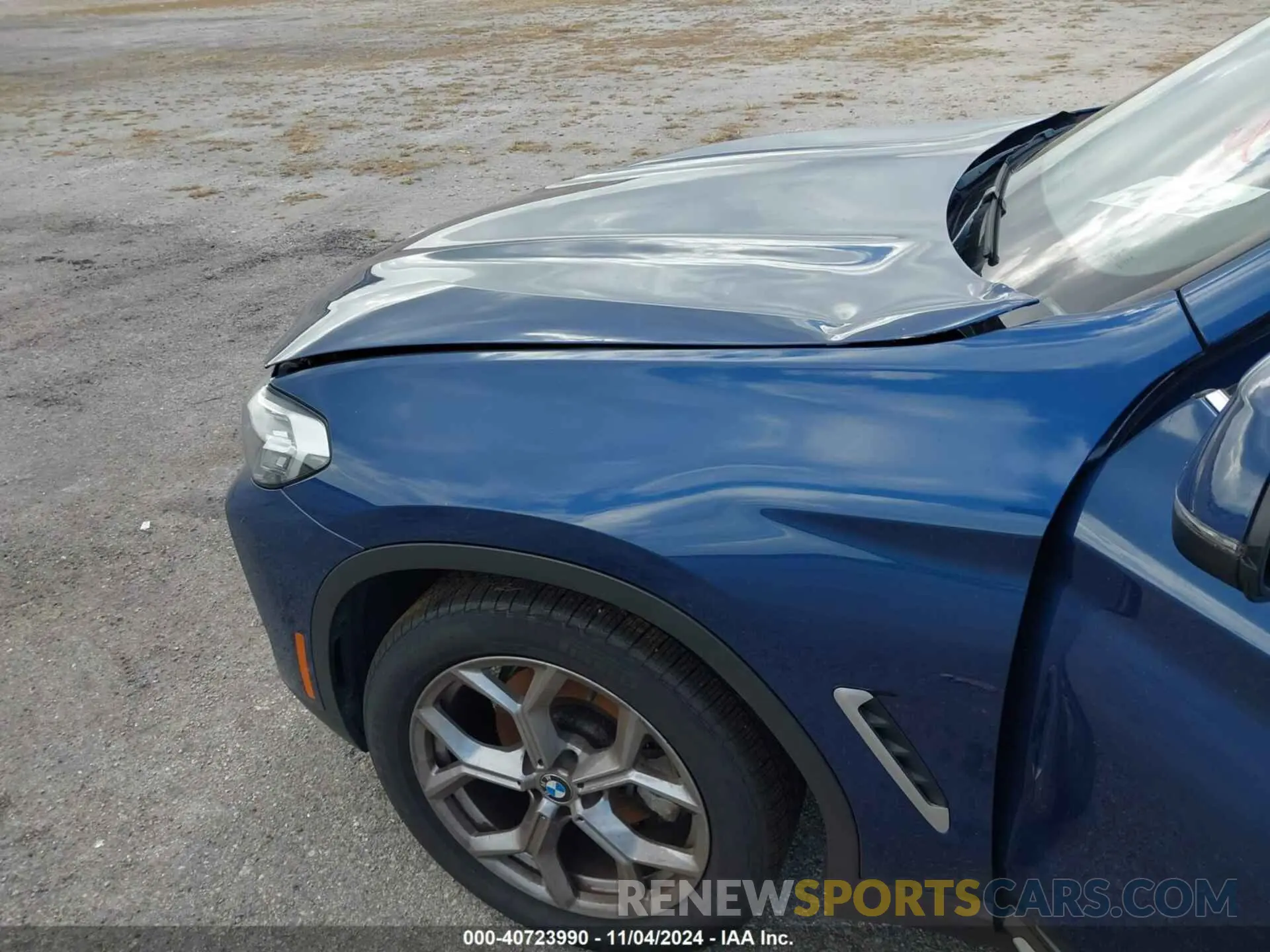 6 Photograph of a damaged car 5UX43DP05N9L91461 BMW X3 2022