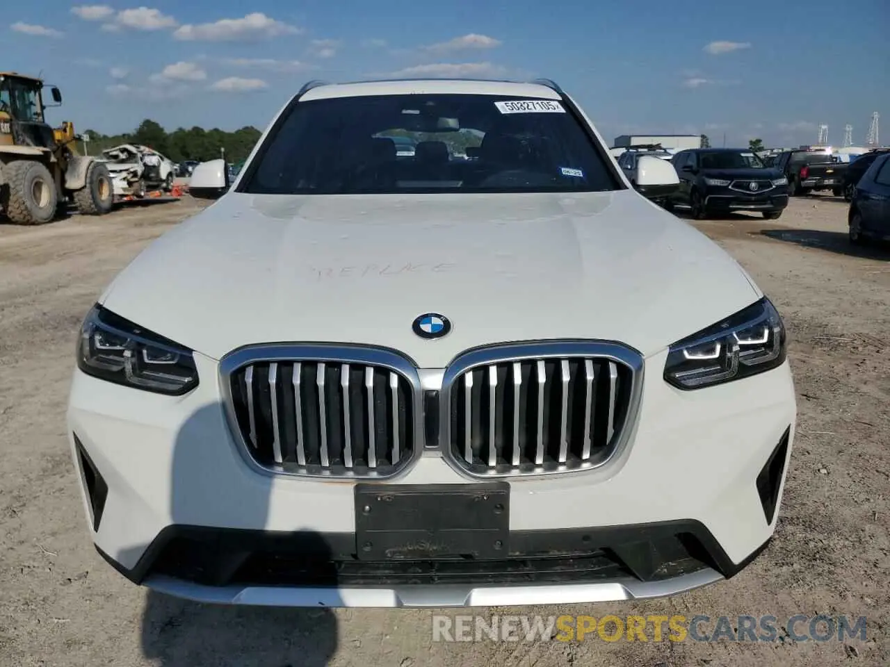 5 Photograph of a damaged car 5UX43DP05N9N06088 BMW X3 2022