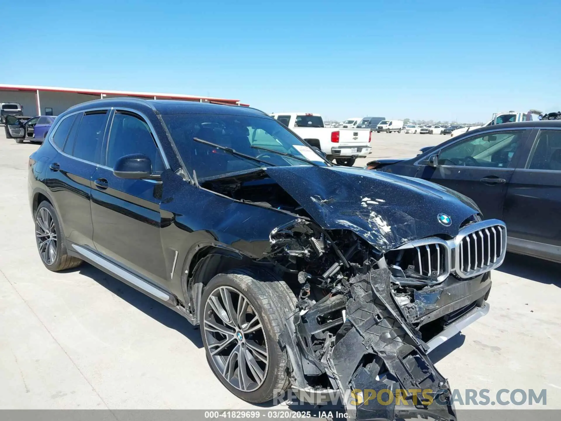 1 Photograph of a damaged car 5UX43DP05N9N12473 BMW X3 2022
